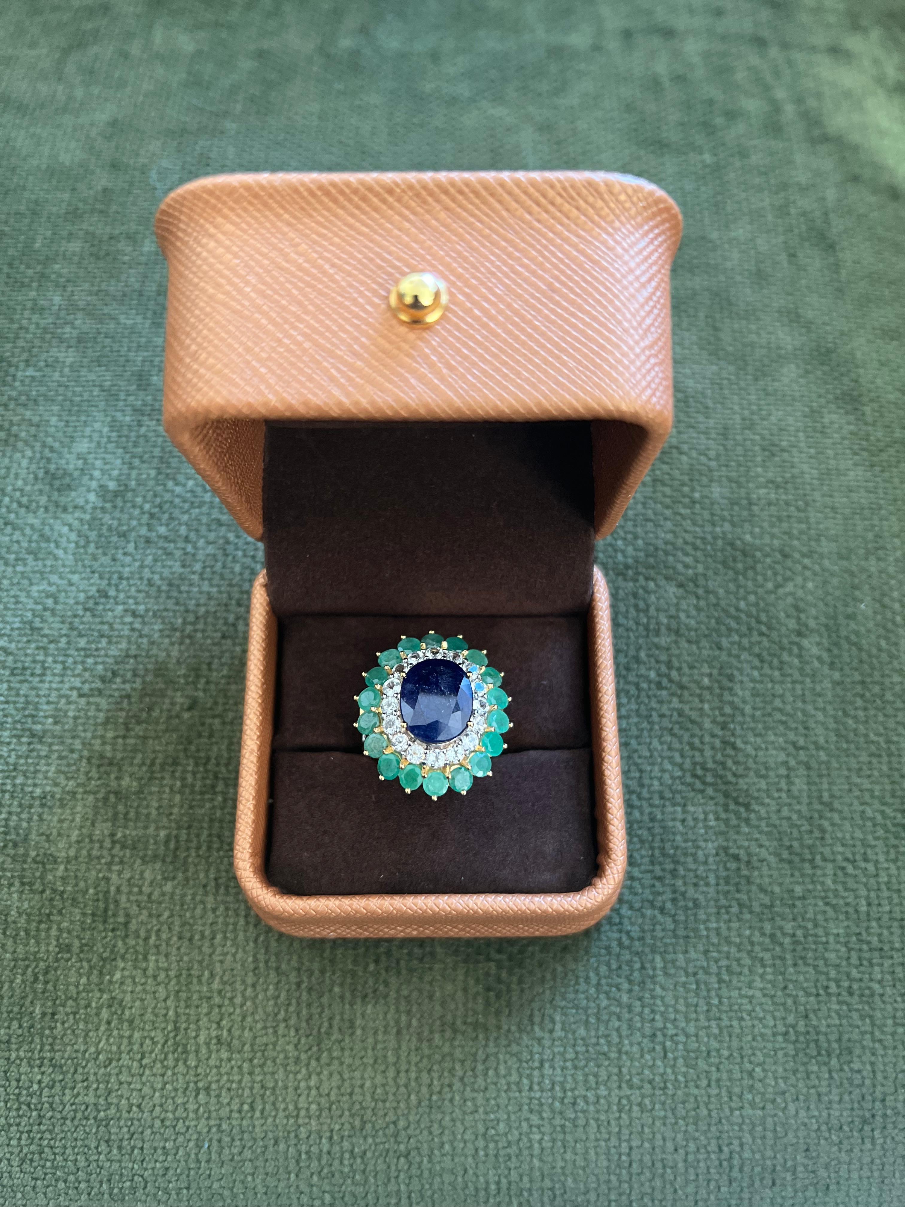 Bochic “Orient” Emerald, Sapphire & Diamond  Ring Set In 18K Gold & Silver For Sale 10