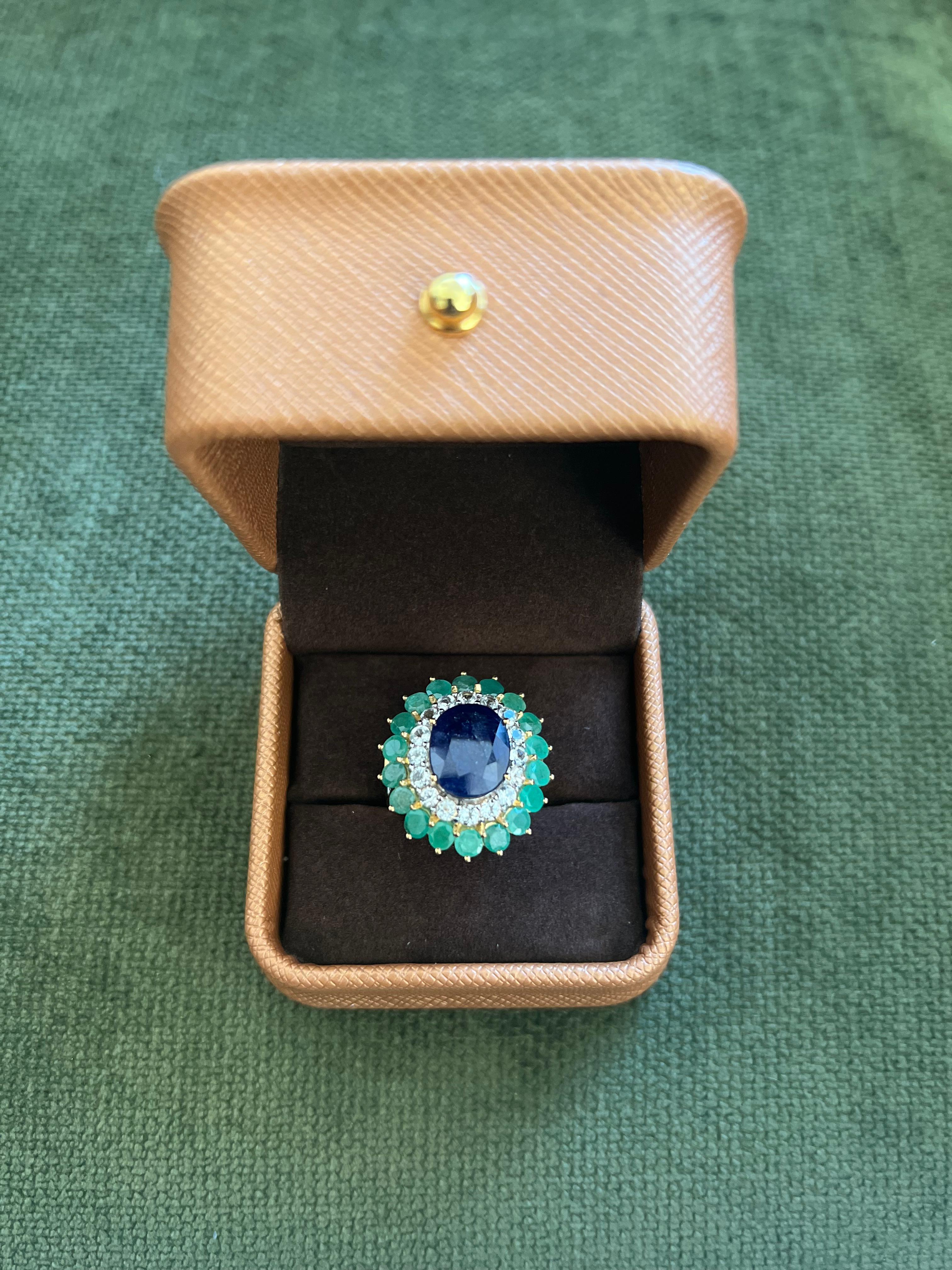 Bochic “Orient” Emerald, Sapphire & Diamond  Ring Set In 18K Gold & Silver For Sale 12