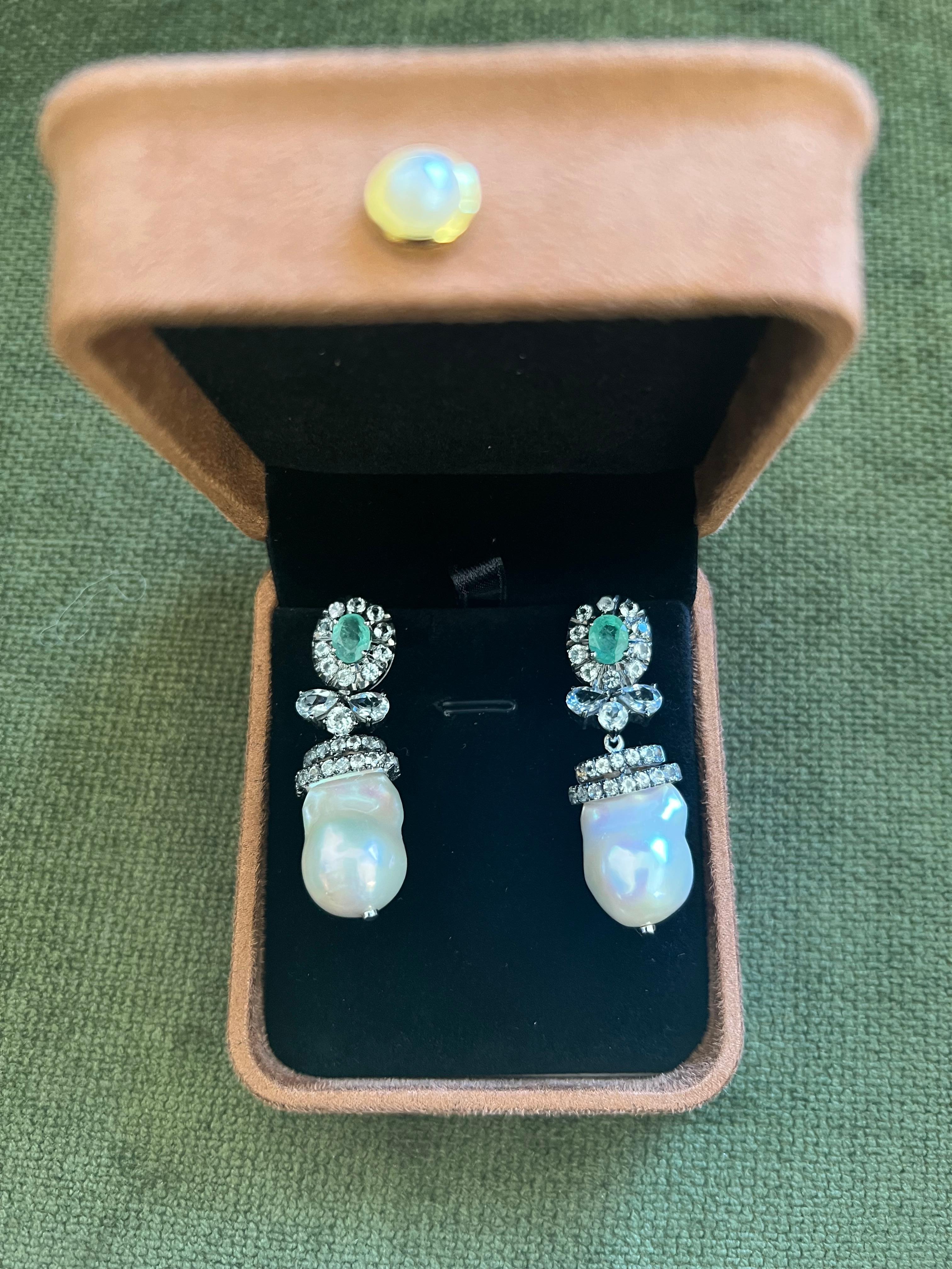 Bochic “Orient” Emerald, Topaz & White Pearls Earrings Set 18K Gold&Silver For Sale 7