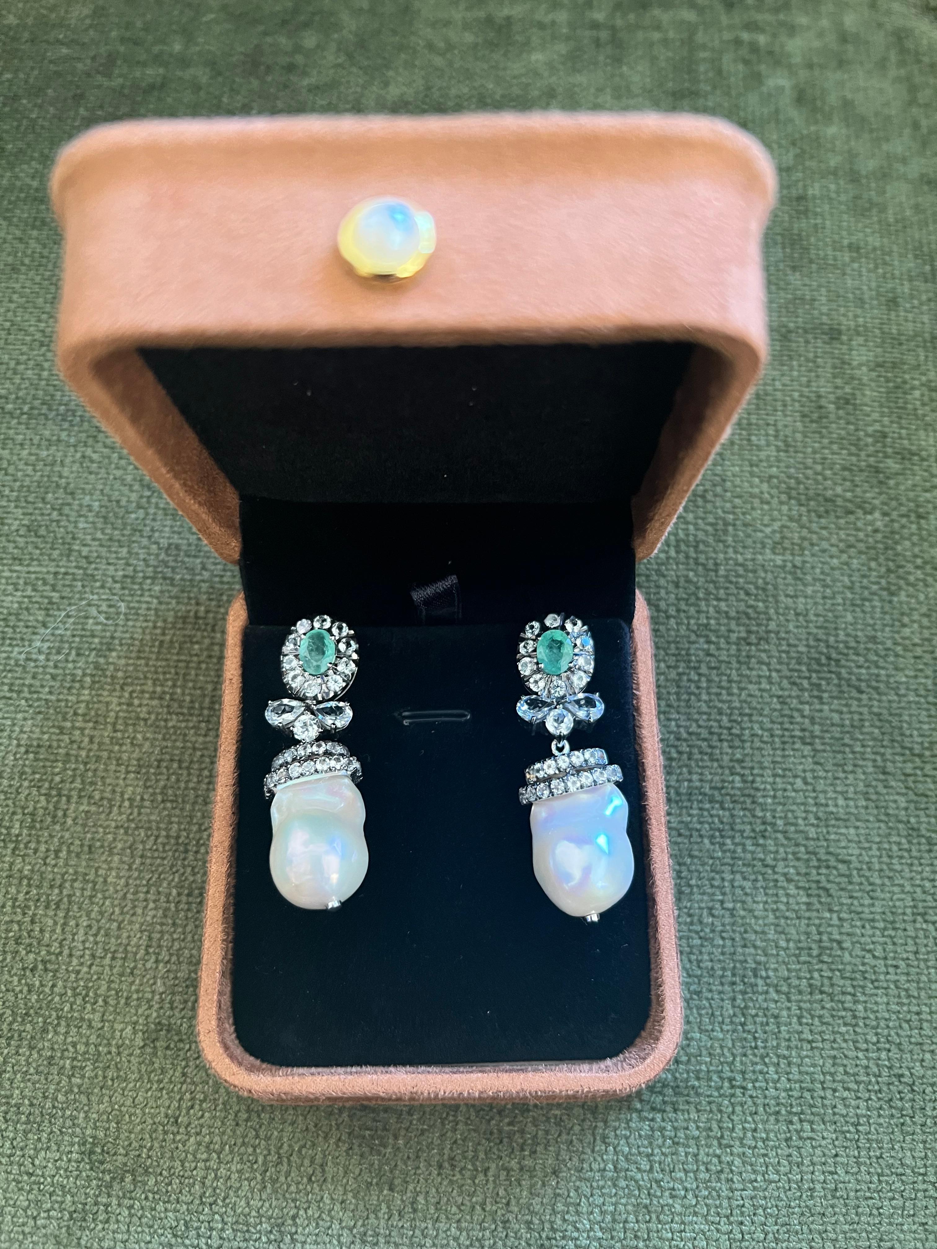 Bochic “Orient” Emerald, Topaz & White Pearls Earrings Set 18K Gold&Silver For Sale 9