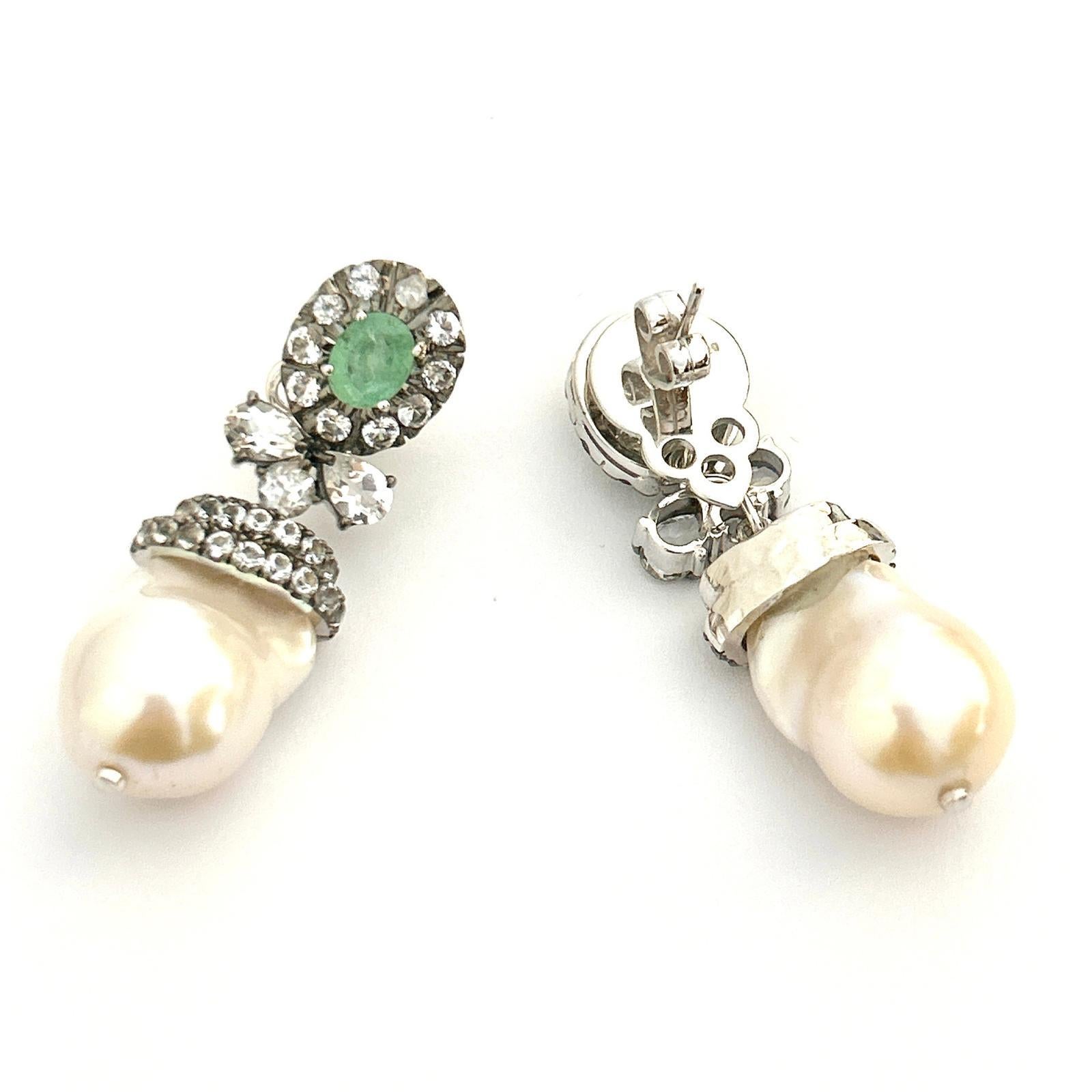 Oval Cut Bochic “Orient” Emerald, Topaz & White Pearls Earrings Set 18K Gold&Silver For Sale