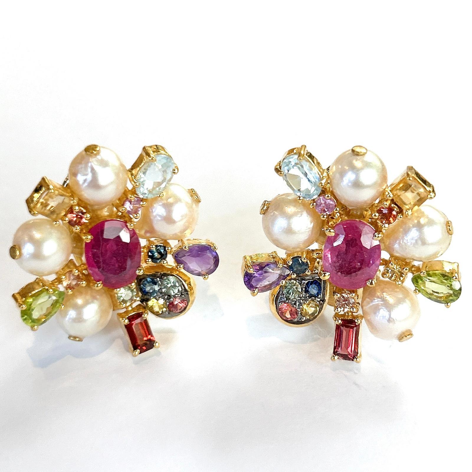 Bochic “Orient” Fancy Sapphire, Ruby & Pearl Earrings Set 18K Gold & Silver In New Condition In New York, NY