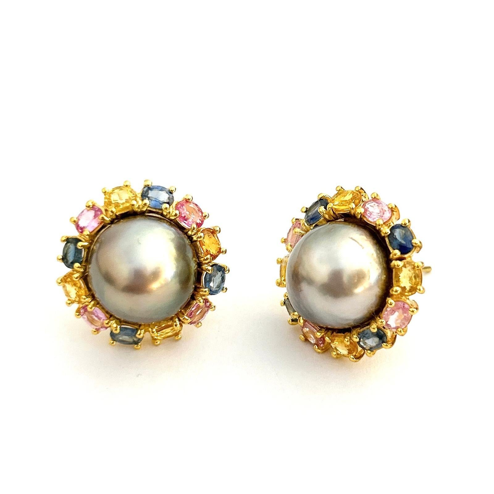 Bochic “Orient” Fancy Sapphire & South Sea Pearl Earrings Set 18K Gold & Silver 

Fancy multi color sapphires from Sri Lanka - 7 carat 
Colors: Blue, Pink, Yellow, Orange 

The earrings from the 