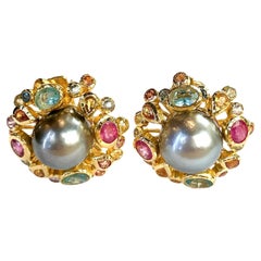 Bochic "Orient" Set di orecchini con zaffiri e perle dei mari del sud in oro e argento 18 carati