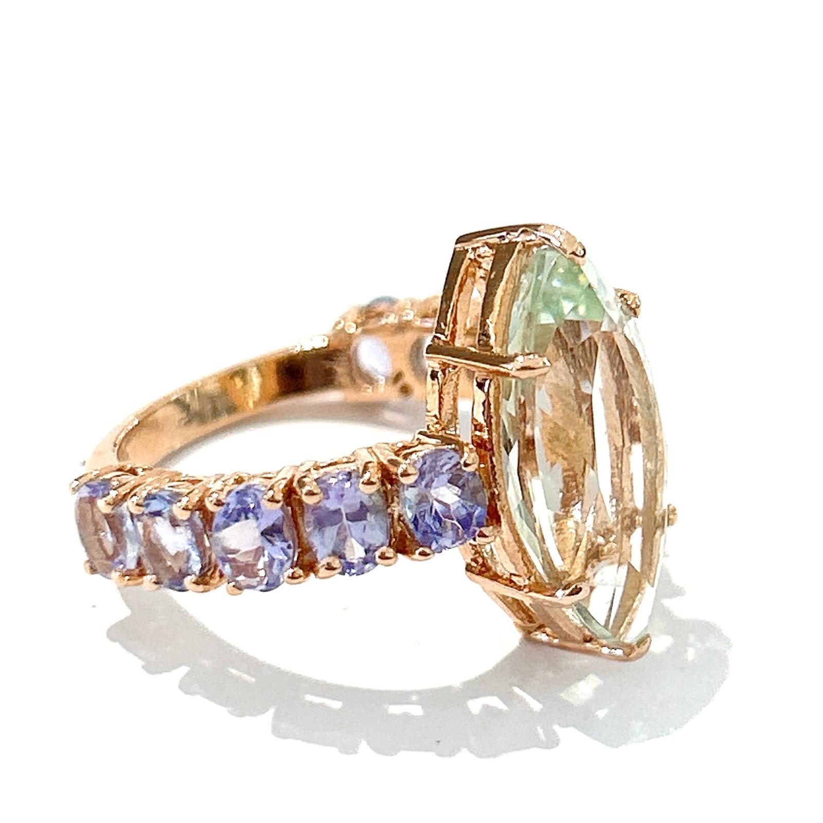 Bochic “Orient” Green Amethyst & Lilac Tanzanite Ring Set In 18K Gold & Silver 

Natural Marquee Shape Green Amethyst - 4.50  carats 
Natural Round Shape Lilac Tanzanite - 2.50  carats

This Ring is from the 