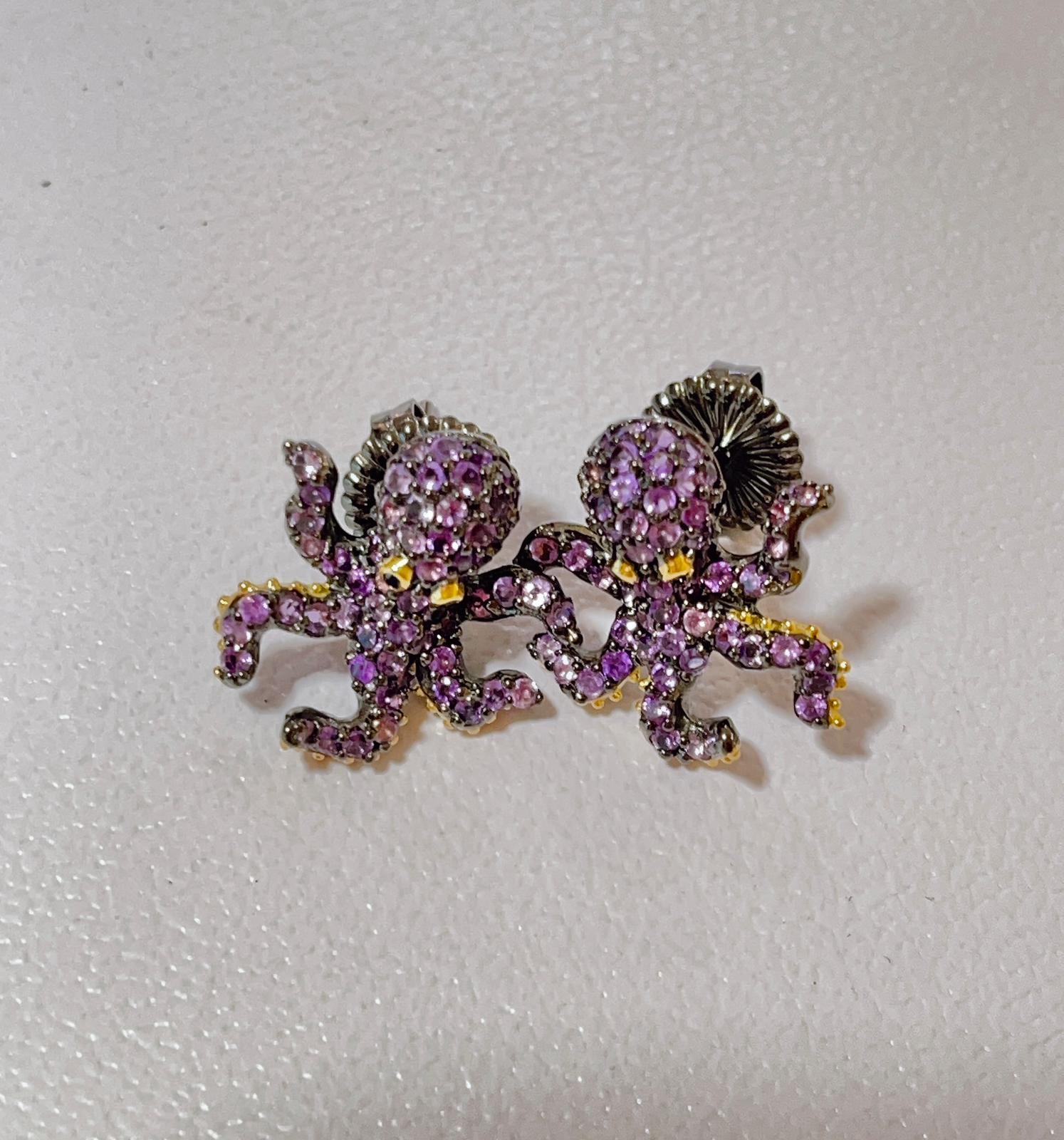 “Orient” Green Garnet or Purple Amethyst Earrings in 22k Gold & Silver For Sale 4