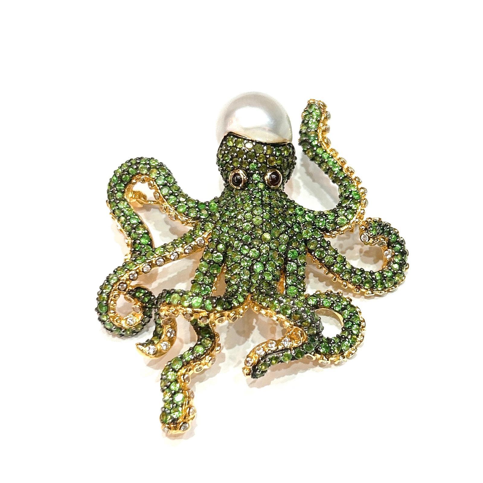 Women's or Men's Bochic “Orient” Green Tsavorite & South Sea Pearl Brooch Set 18K Gold & Silver For Sale