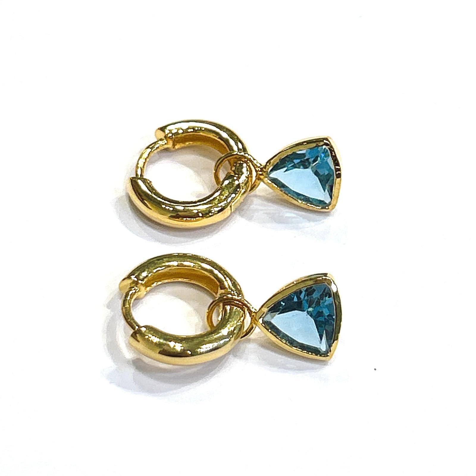 Bochic “Orient” Hoop Drop Blue Topaz Trillion Earrings Set 18K Gold & Silver For Sale 6