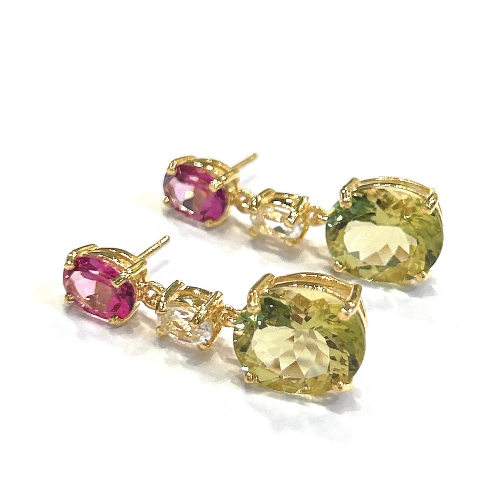Bochic “Orient��” Lemon Quartz, Rhodorite & Topaz Earrings Set 18K Gold & Silver 

Natural oval shape Rose Wine Rhodorite  - 3 carats 
Natural oval shape White Topaz - 1.50 carat 
Natural oval shape Greenish Lemon Quartz - 6 carats

The earrings from