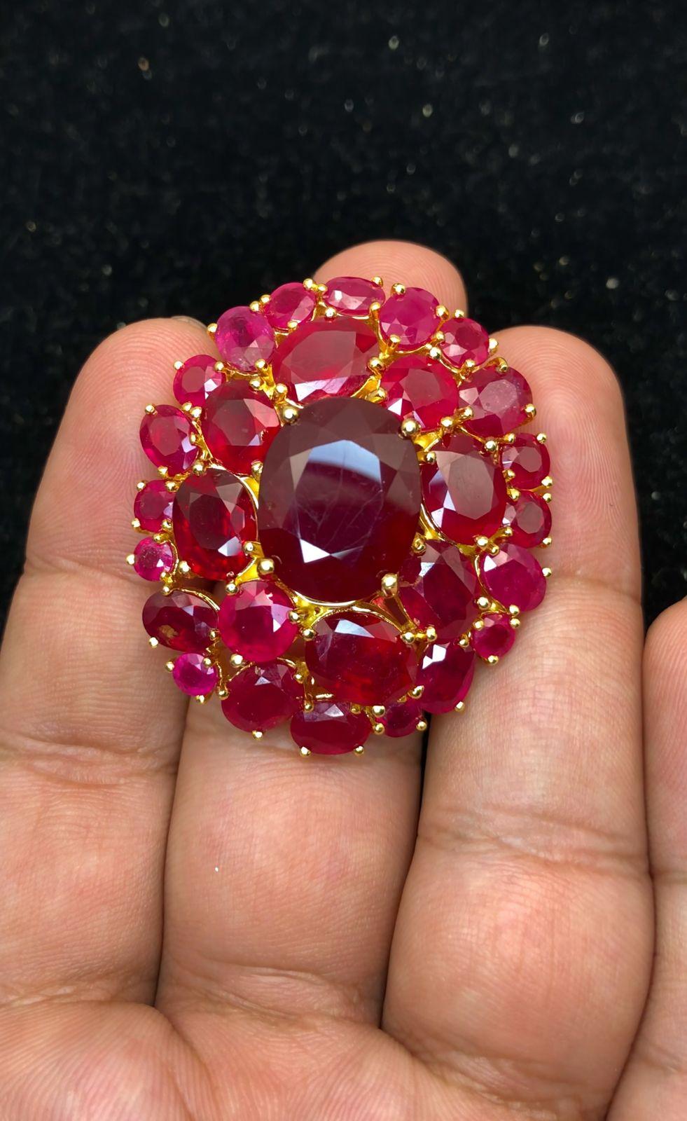 Bochic “Orient” Natural Ruby 40 Carats Ring Set In 18K Gold & Silver For Sale 2