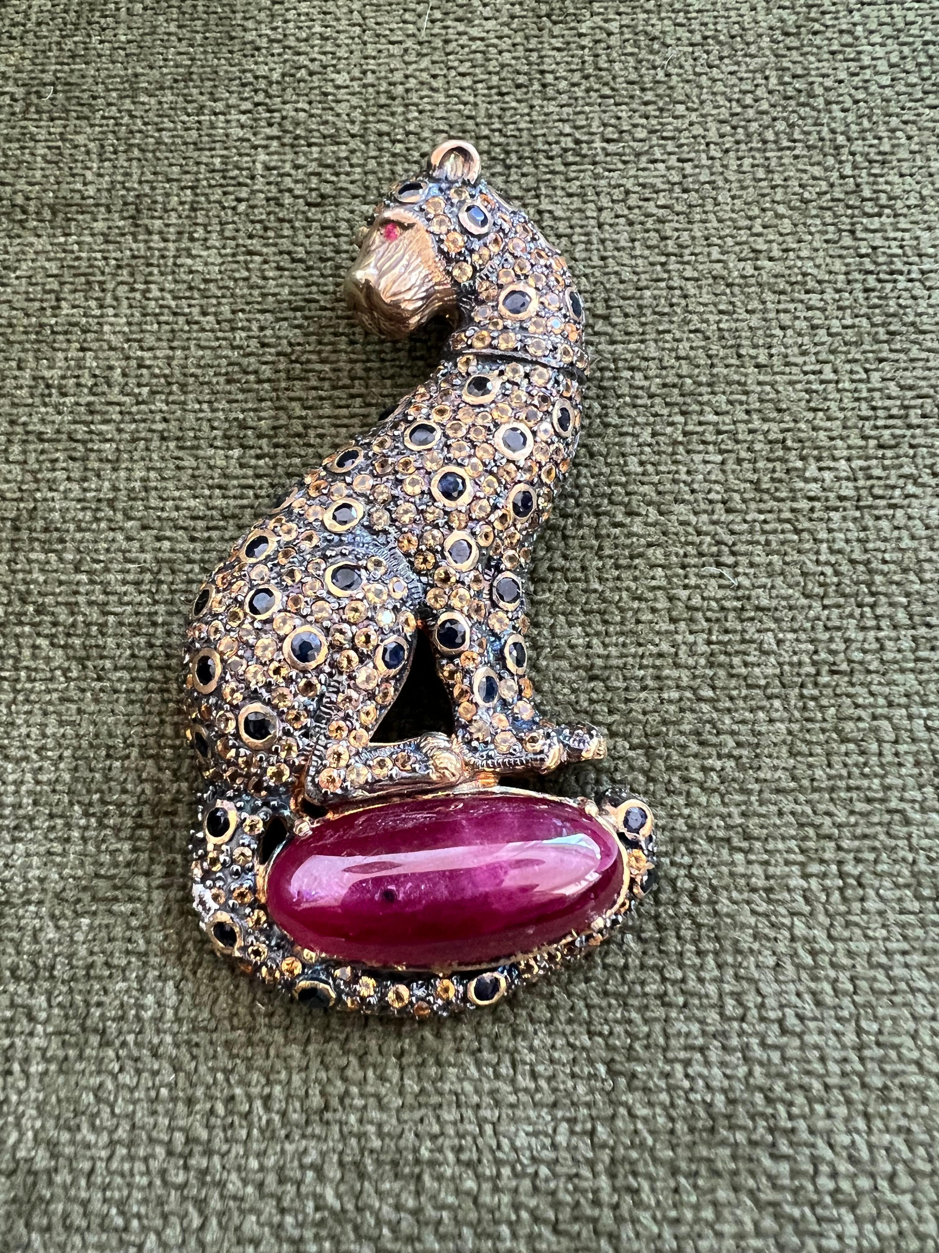 Bochic “Orient” Multi Sapphire & Center Ruby Brooch or Pendent Set In 18K Gold & For Sale 4
