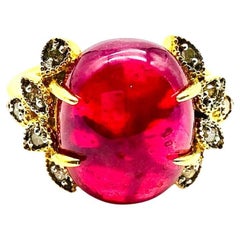 Bochic Orient Ring aus 18 Karat Gelbgold mit natürlichem afrikanischem Rubin und Diamanten