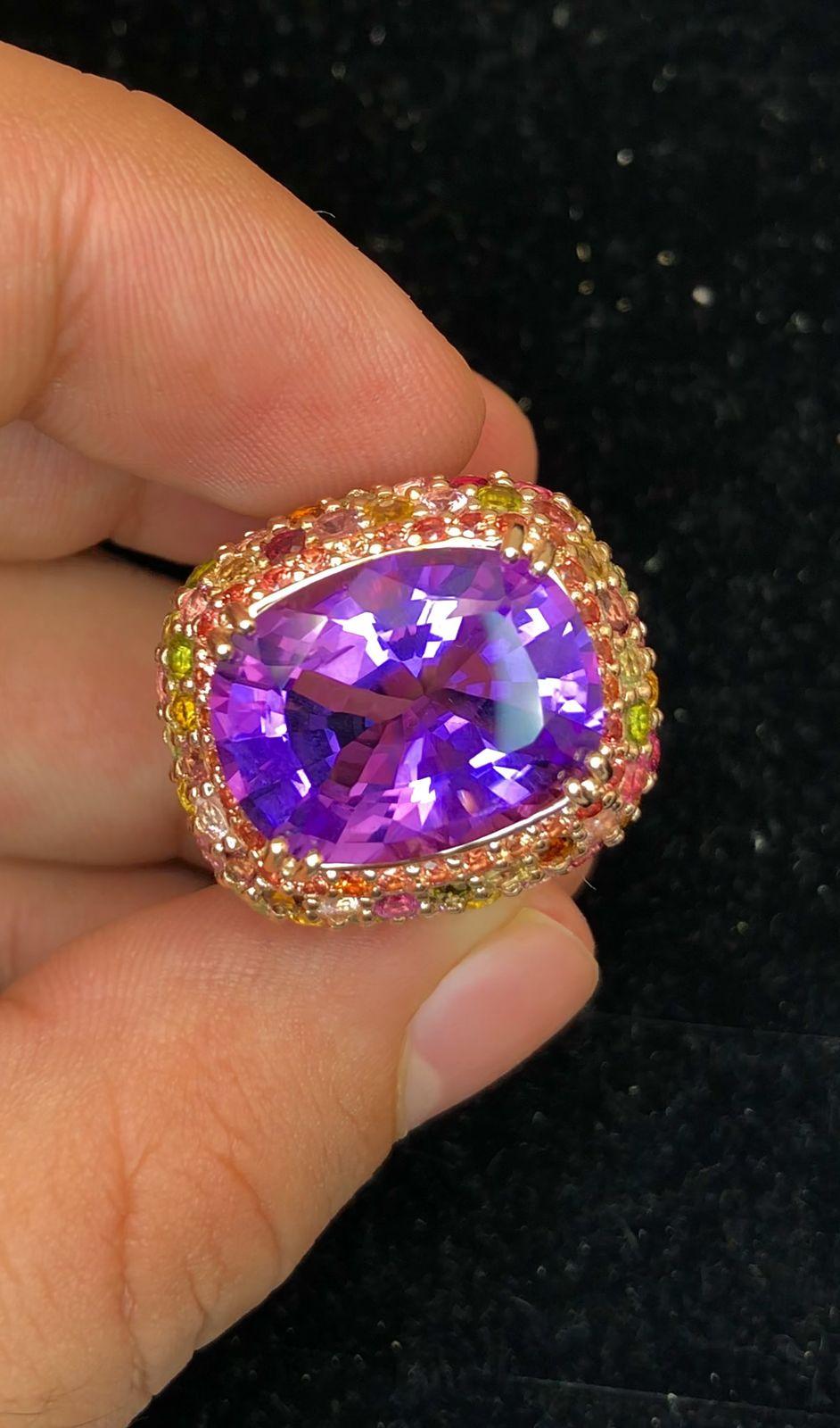 Bochic “Orient” Natural Amethyst & Multi Sapphire Ring Set In 18K Solid Gold In New Condition For Sale In New York, NY