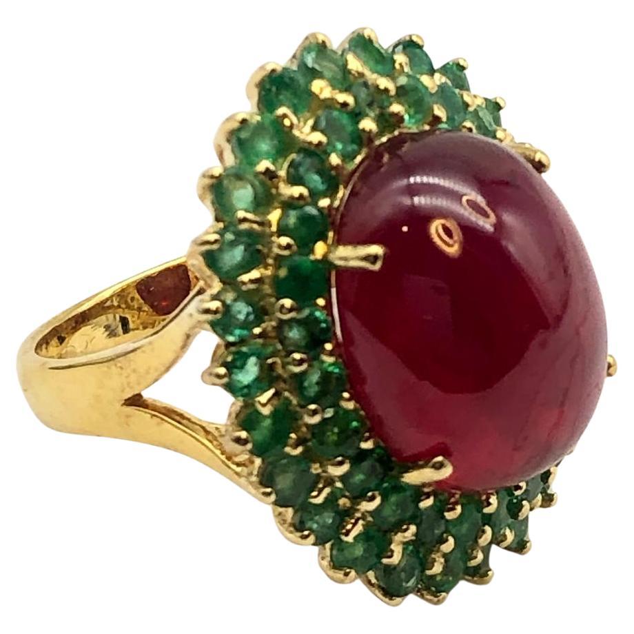 Anillo de cóctel Bochic "Orient" de oro de 18 quilates y plata con esmeralda natural y rubí