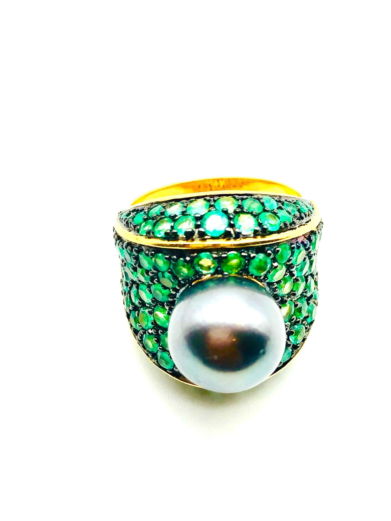 Bochic “Orient” Natural Emerald & Tahiti Pearl Ring Set In 18K Gold & Silver For Sale 3