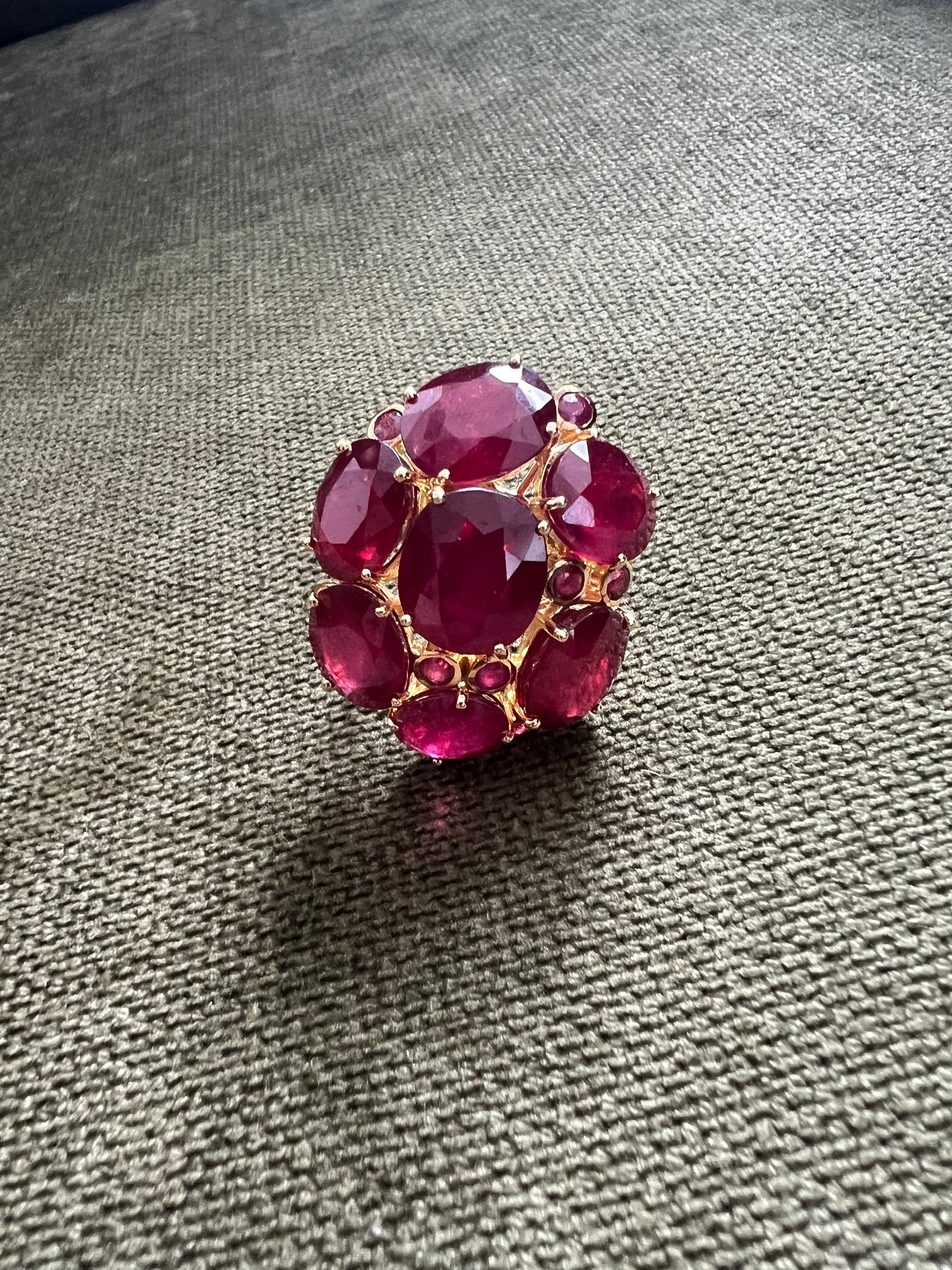 Bochic “Orient” Natural Multi Ruby Vintage Cocktail Ring Set In 18K Gold&Silver Excellent état - En vente à New York, NY