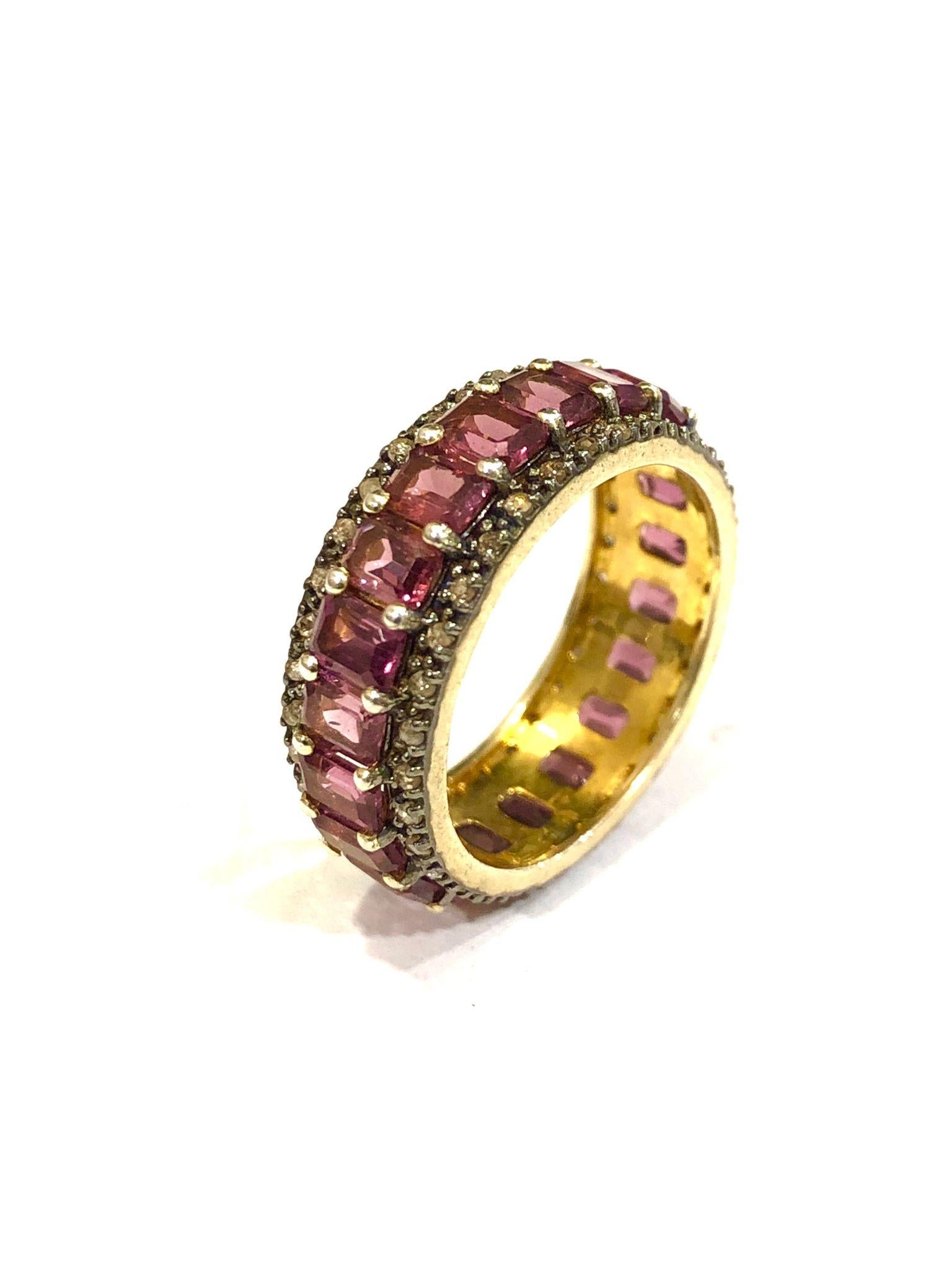 Bochic “Orient” Natural Rose Rhodolite & Diamond Band Set In 18K Gold & Silver für Damen oder Herren im Angebot