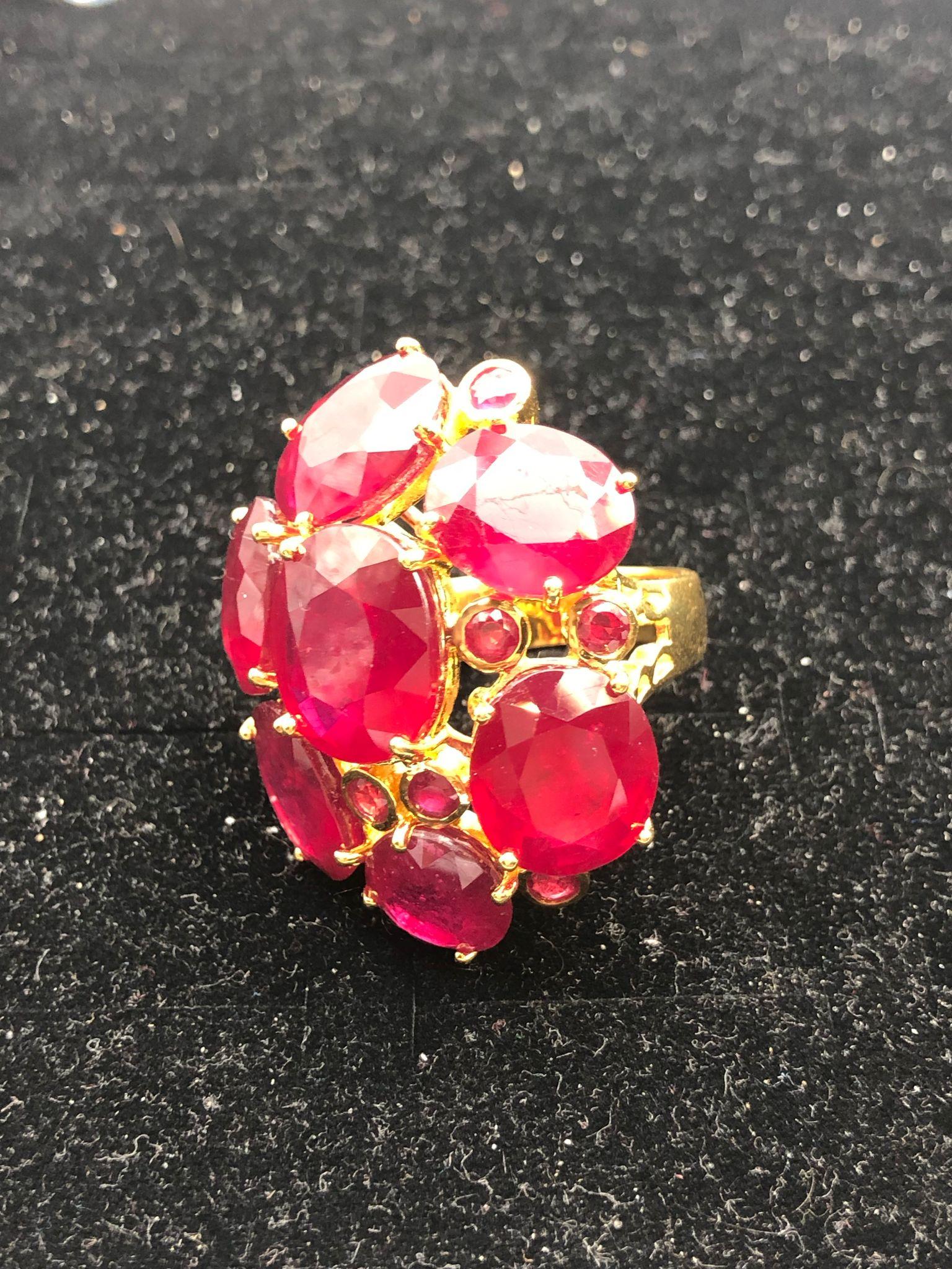 Bochic Orient Natural Ruby Cocktail Ring Set in 18K Gold & Silber mit Certifi im Angebot 4
