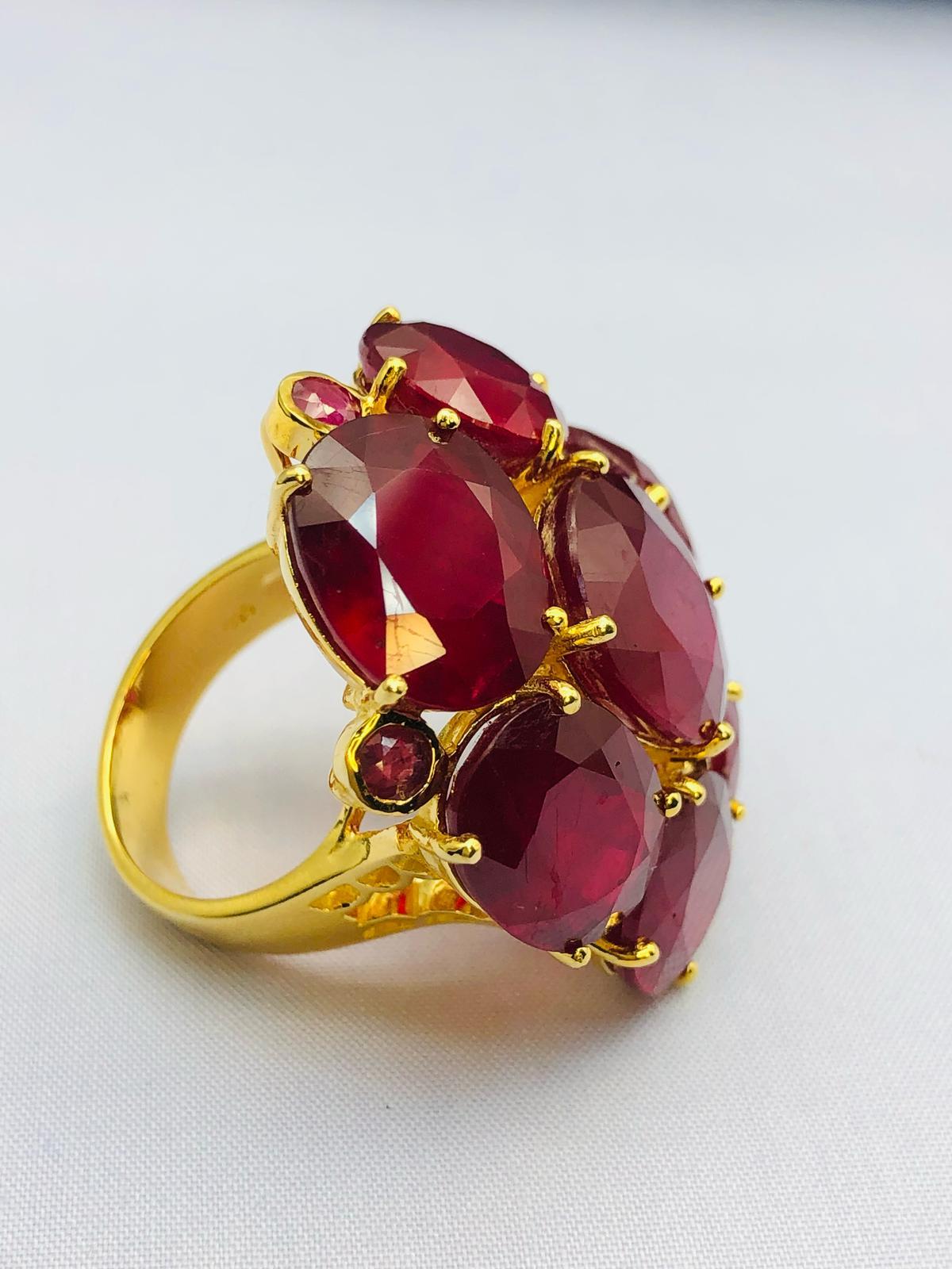 Bochic Orient Natural Ruby Cocktail Ring Set in 18K Gold & Silber mit Certifi (Art déco) im Angebot