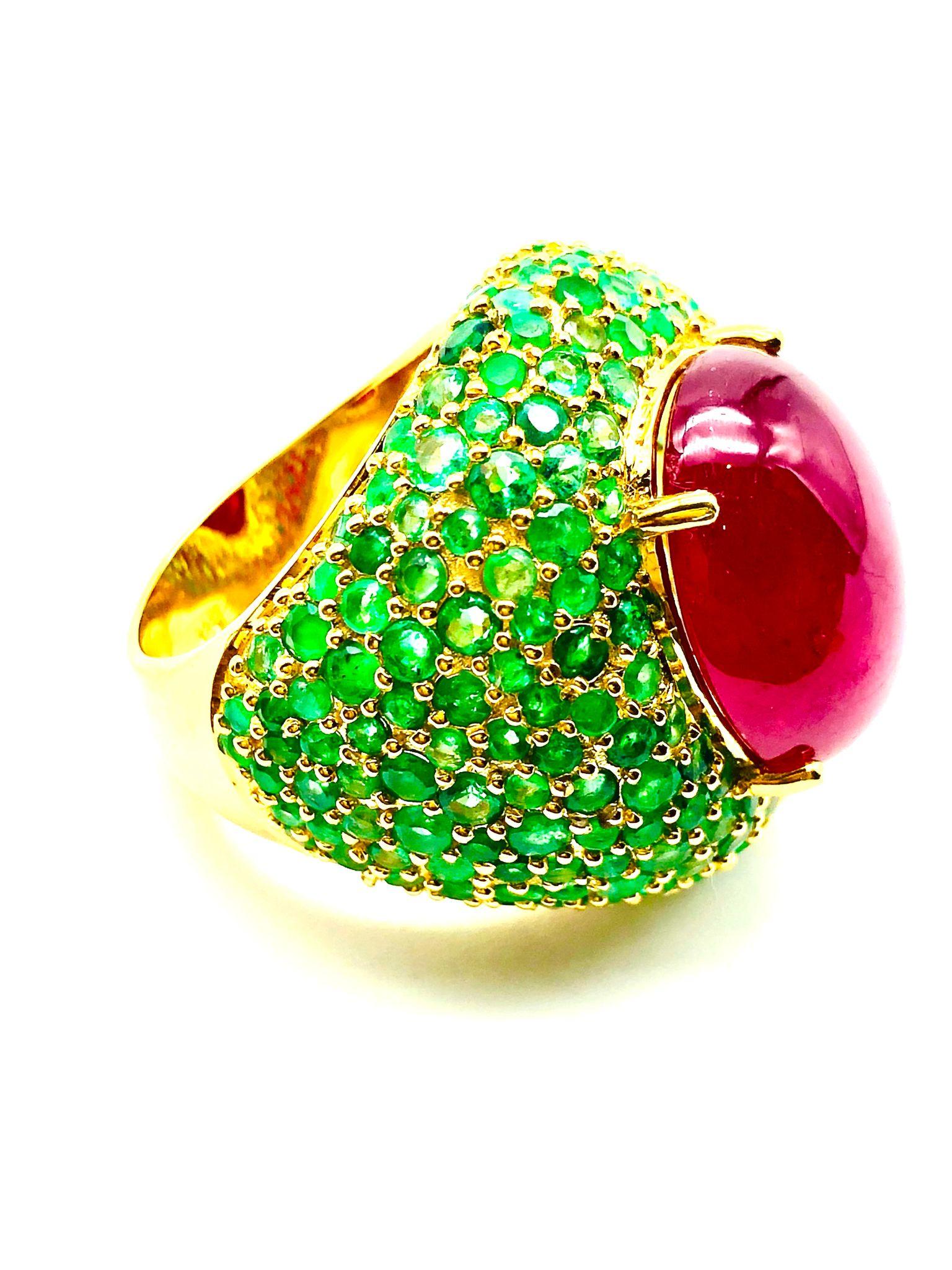Bochic “Orient” Natural Ruby & Emerald Ring Set In 18K Gold & Silver 

Natural Oval Shape Ruby - 15.50 Carat 
Natural Round Brilliant Emeralds  - 3.00 Carat 

This Ring is from the 