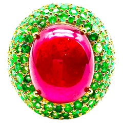 Anillo de cóctel Bochic "Orient" de oro de 18 quilates y plata con rubí natural y esmeralda