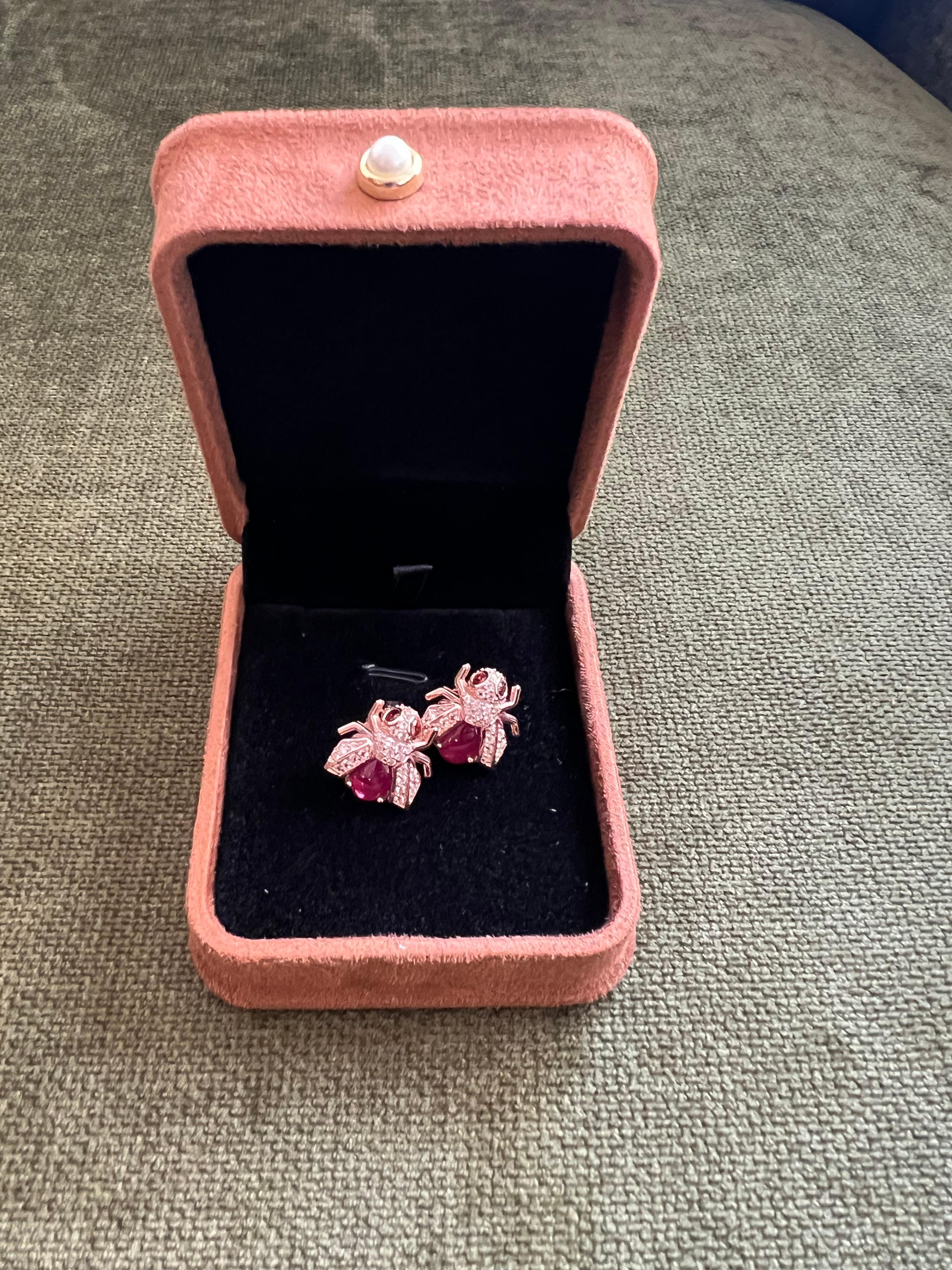Brilliant Cut Bochic “Orient” Natural Ruby & Topaz Earrings Set In 18K Yellow Gold & Silver For Sale