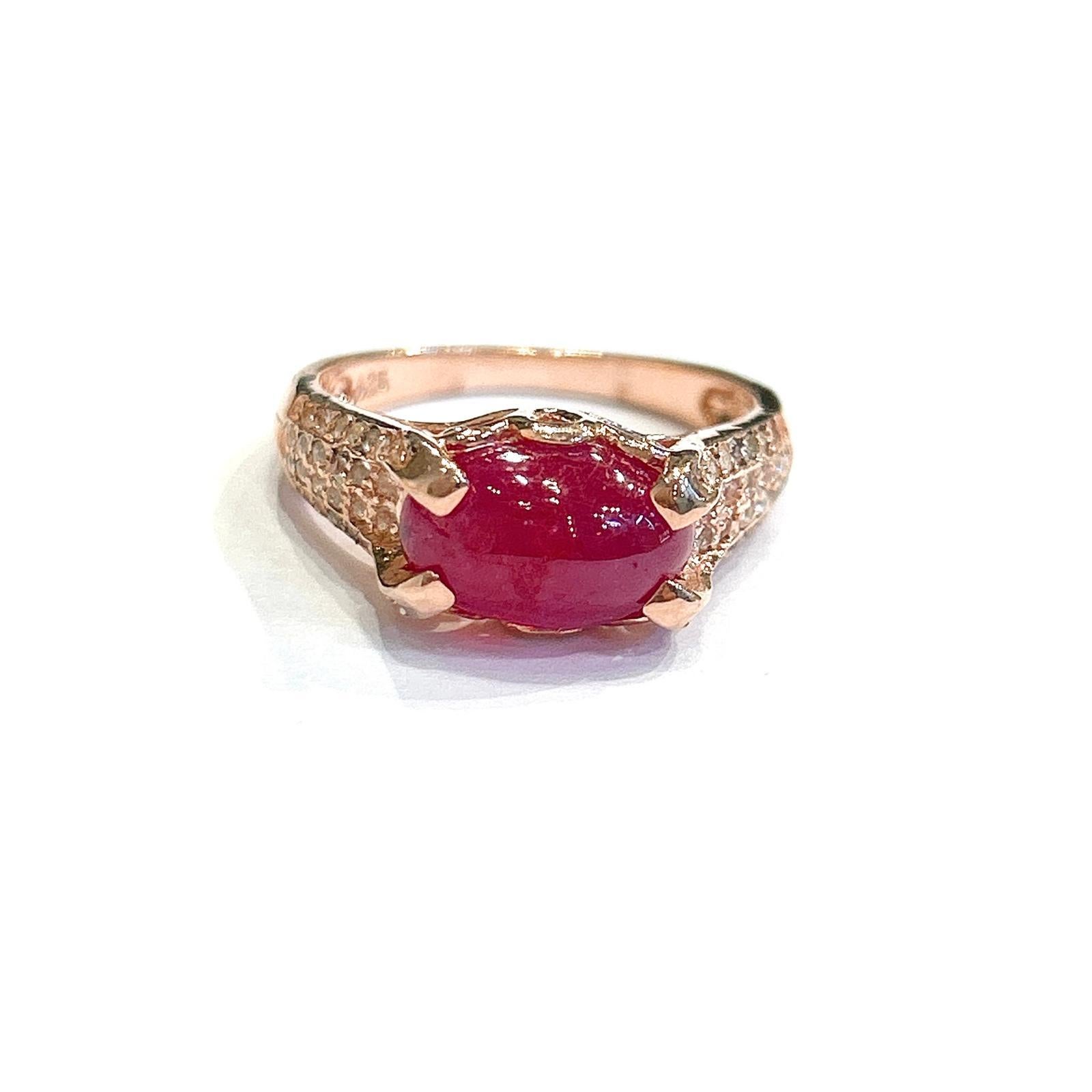 Bague solitaire Bochic Orient en or et argent 18 carats, rubis naturel et topaze Neuf à New York, NY
