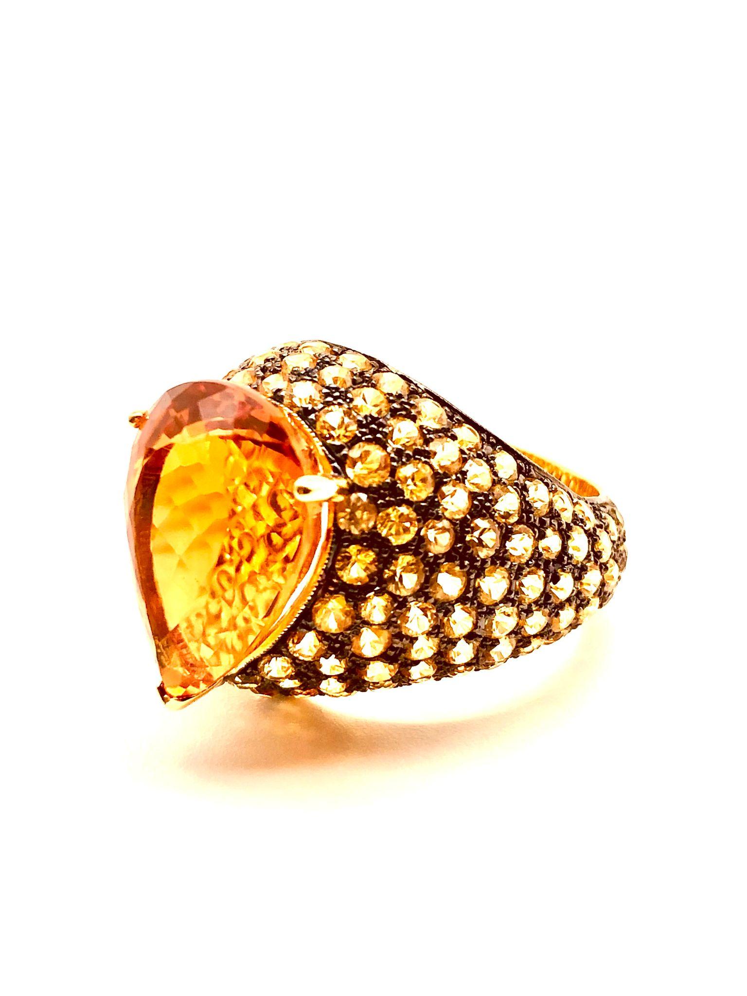Anello da cocktail con zaffiro naturale e citrino arancione 