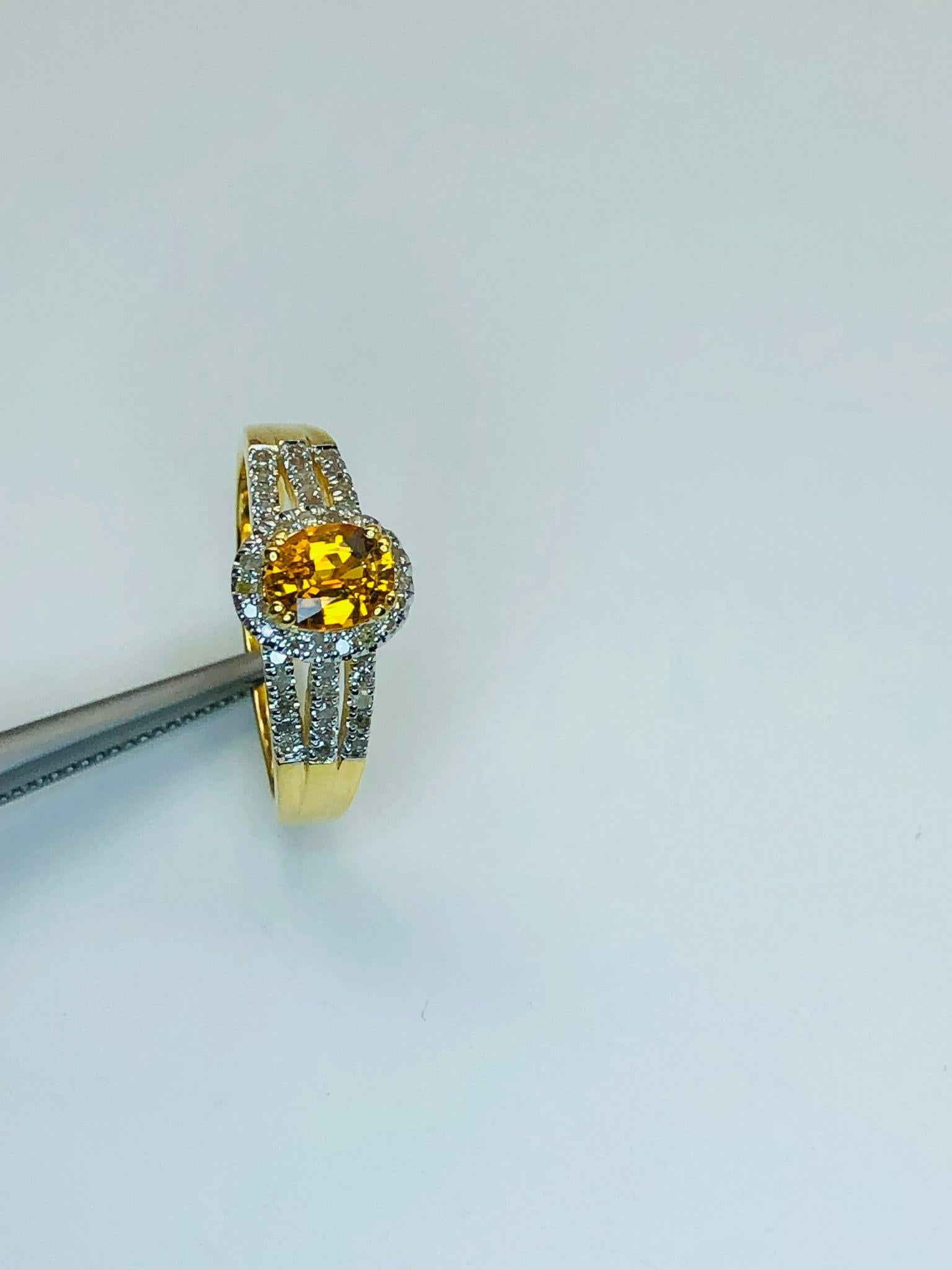 Bague Bochic Orient en or et argent 18 carats, saphir jaune naturel et diamants en vente 5