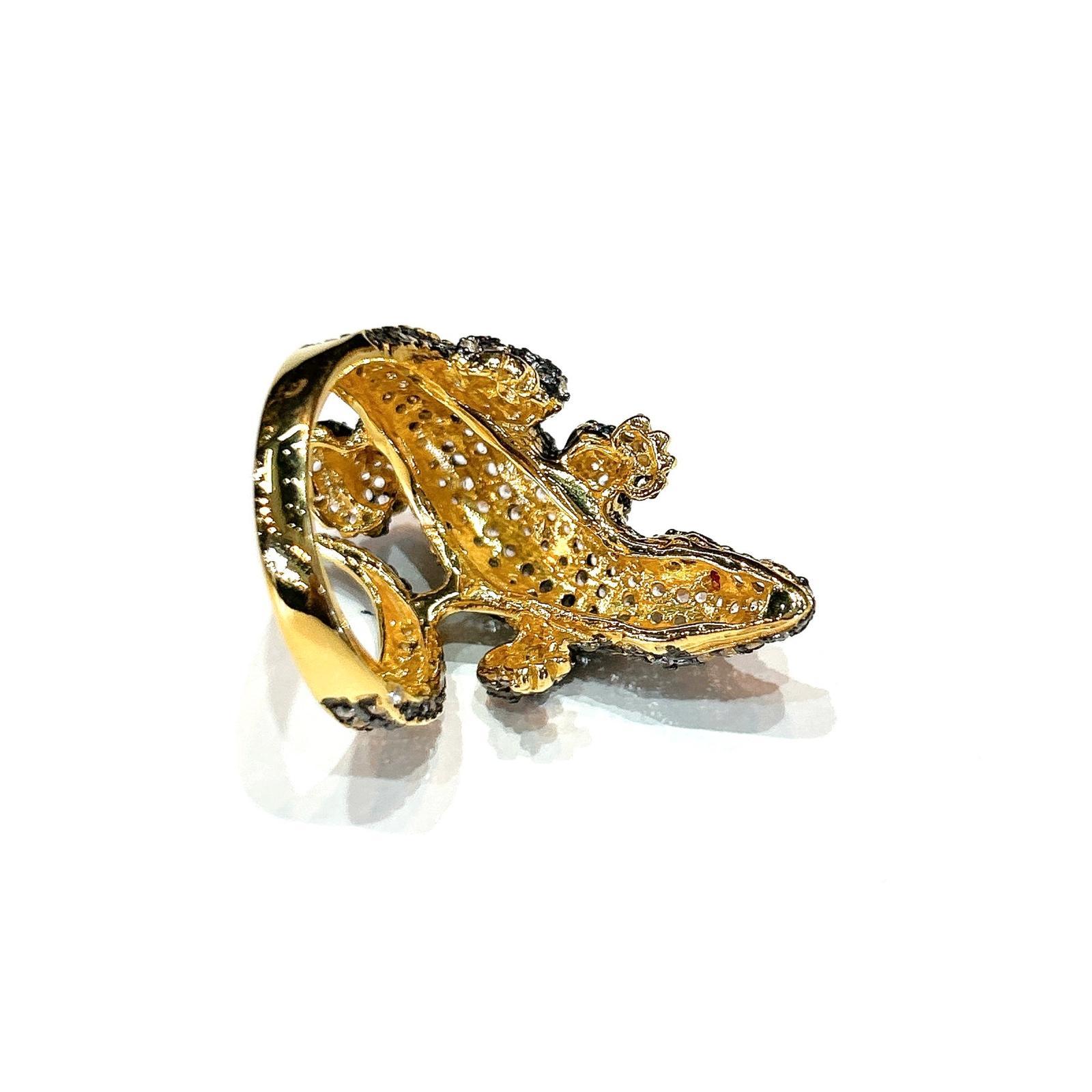 Bochic “Orient” Neoclassical Crocodile Red Garnet Ring Set 18K Gold & Silver For Sale 5