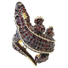 Bochic “Orient” Neoclassical Crocodile Red Garnet Ring Set 18K Gold & Silver