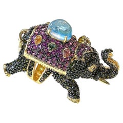 Bochic “Orient” Neoclassical Elephant Sapphire & Aquamarine Ring Set 18K Gold