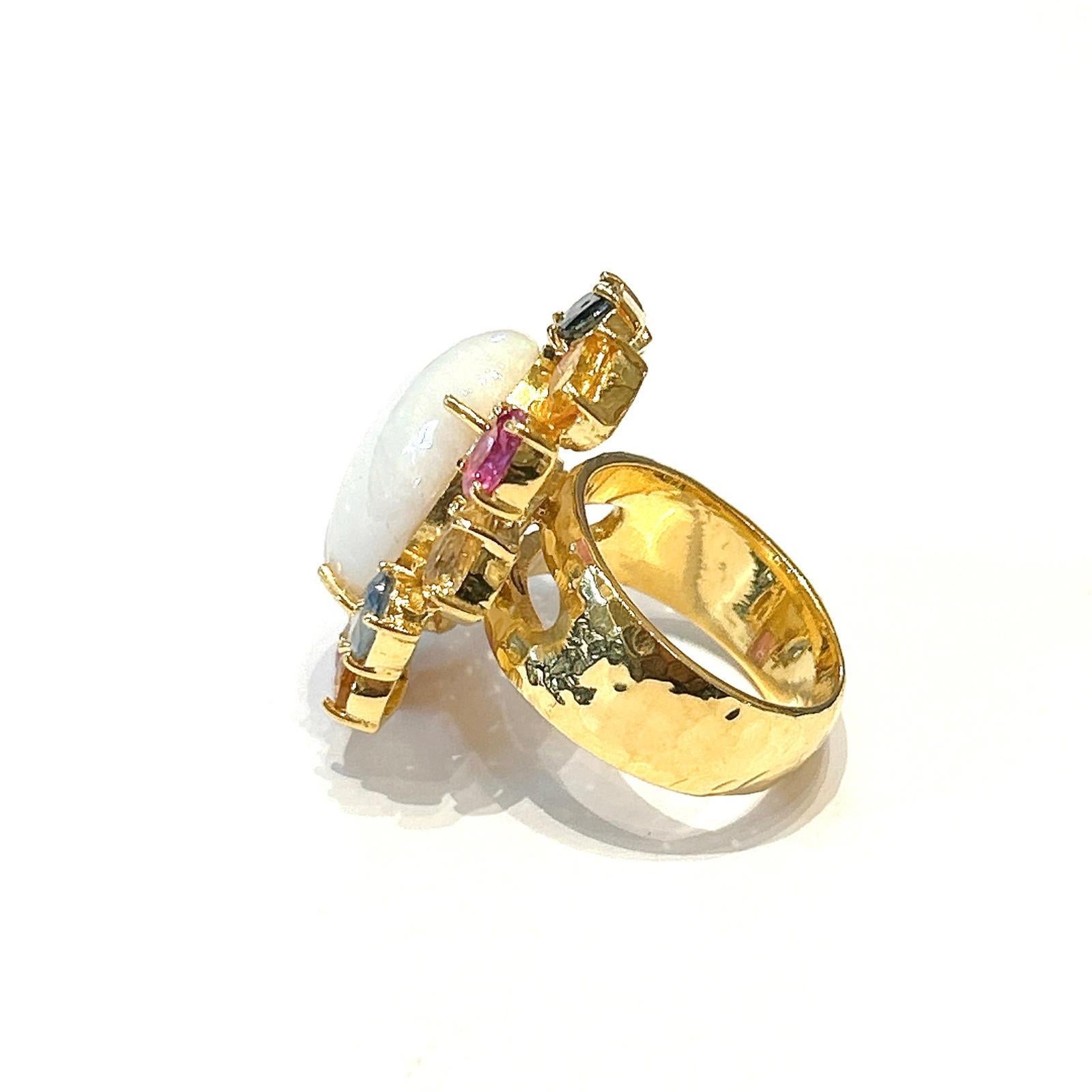 Bochic Orient Opal, Rubin & Multi Saphir Vintage Cluster-Ring Set 18K & Silve im Angebot 1