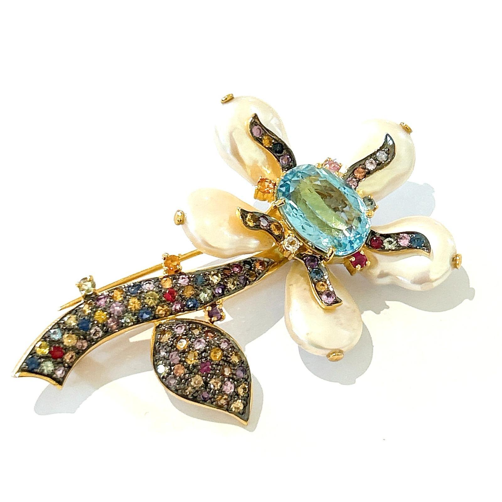 Brilliant Cut Bochic “Orient” Pearl, Multi Sapphires & Topaz Brooch Set In 18K Gold & Silver For Sale