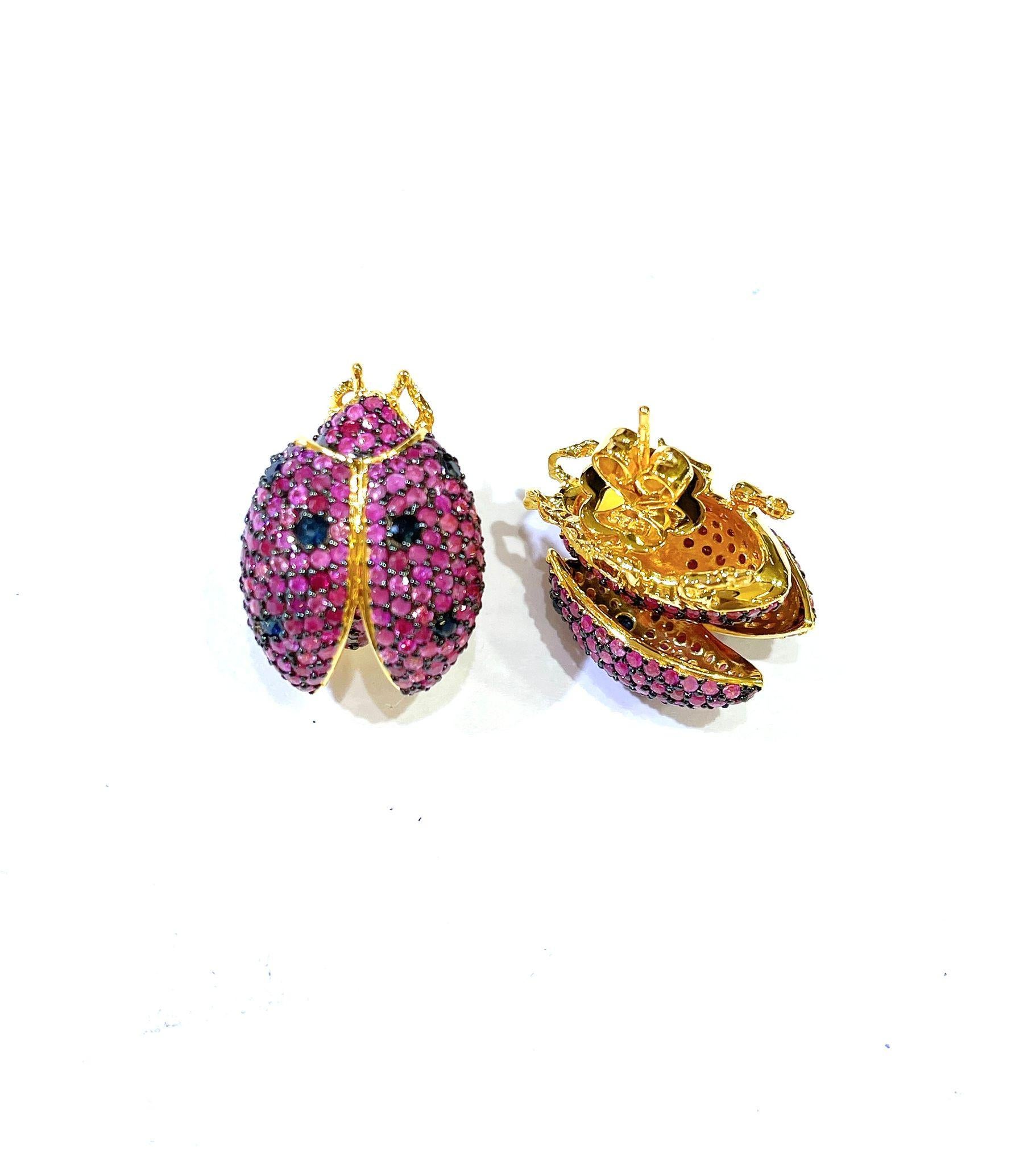 Brilliant Cut Bochic “Orient” Pink Sapphire & Blue Sapphire Earrings Set In 18K Gold & Silver