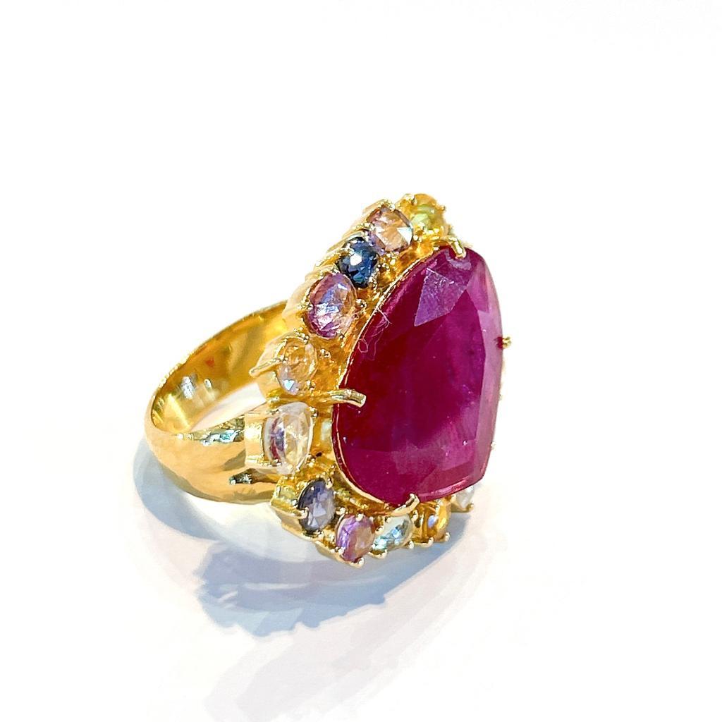 Bochic “Orient” Red Ruby & Multi Color Sapphire Ring Set In 18K Gold & Silver  For Sale 7