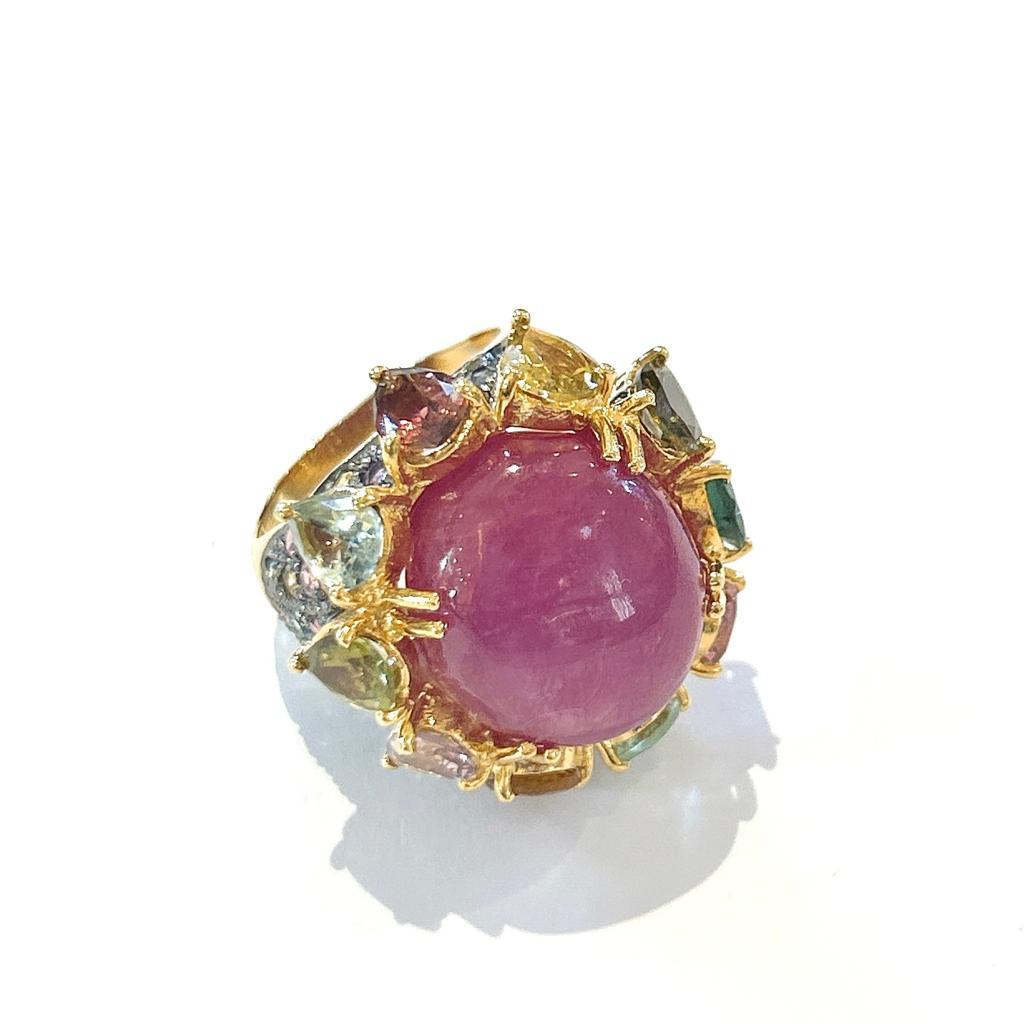 Bochic Orient Red Ruby & Multi Farbe Saphire Ring Set in 18K Gold & Silber  (Kegel-Cabochon) im Angebot