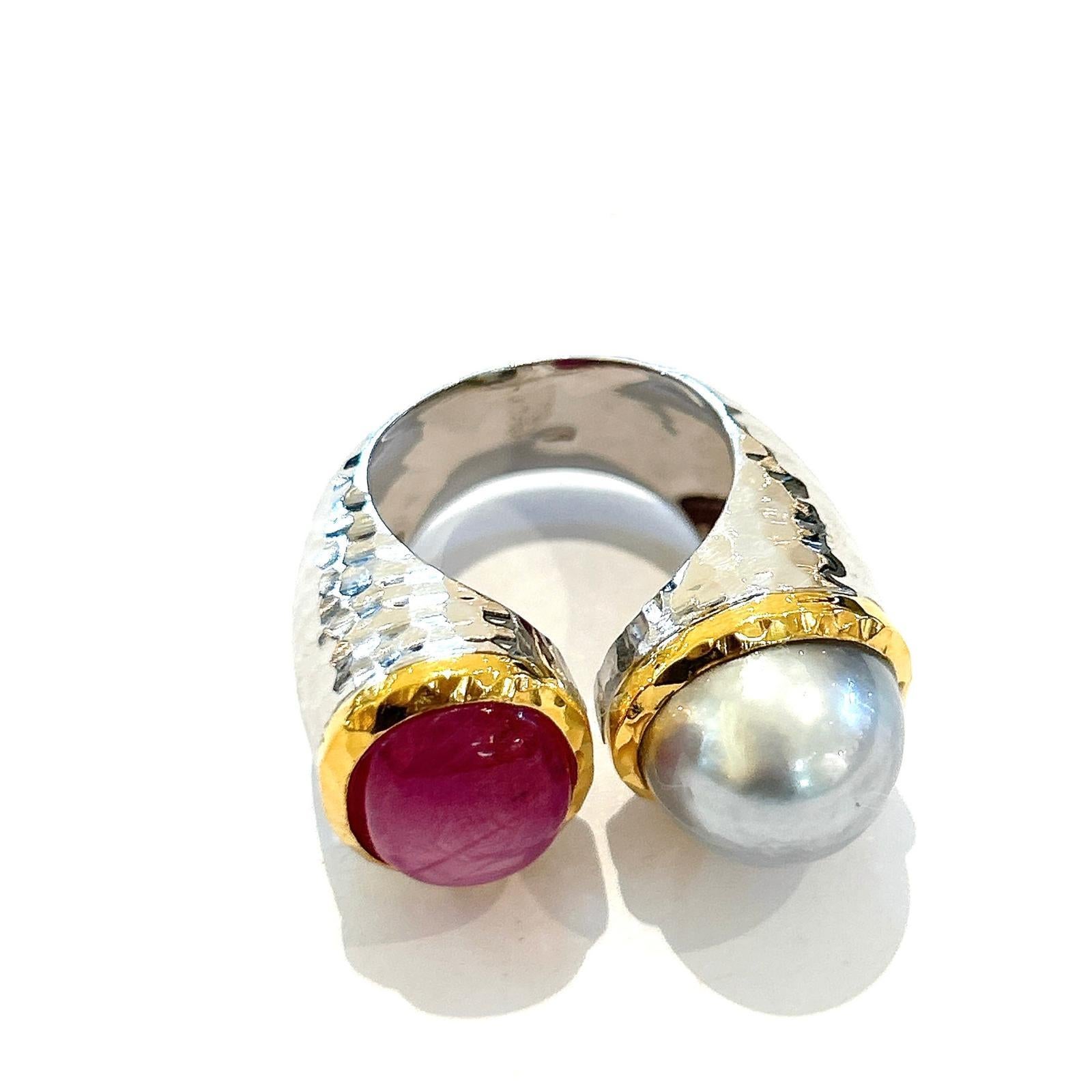 Bochic “Orient” Red Ruby & White South Pearl Ring Set 18K White Gold & Silver For Sale 3