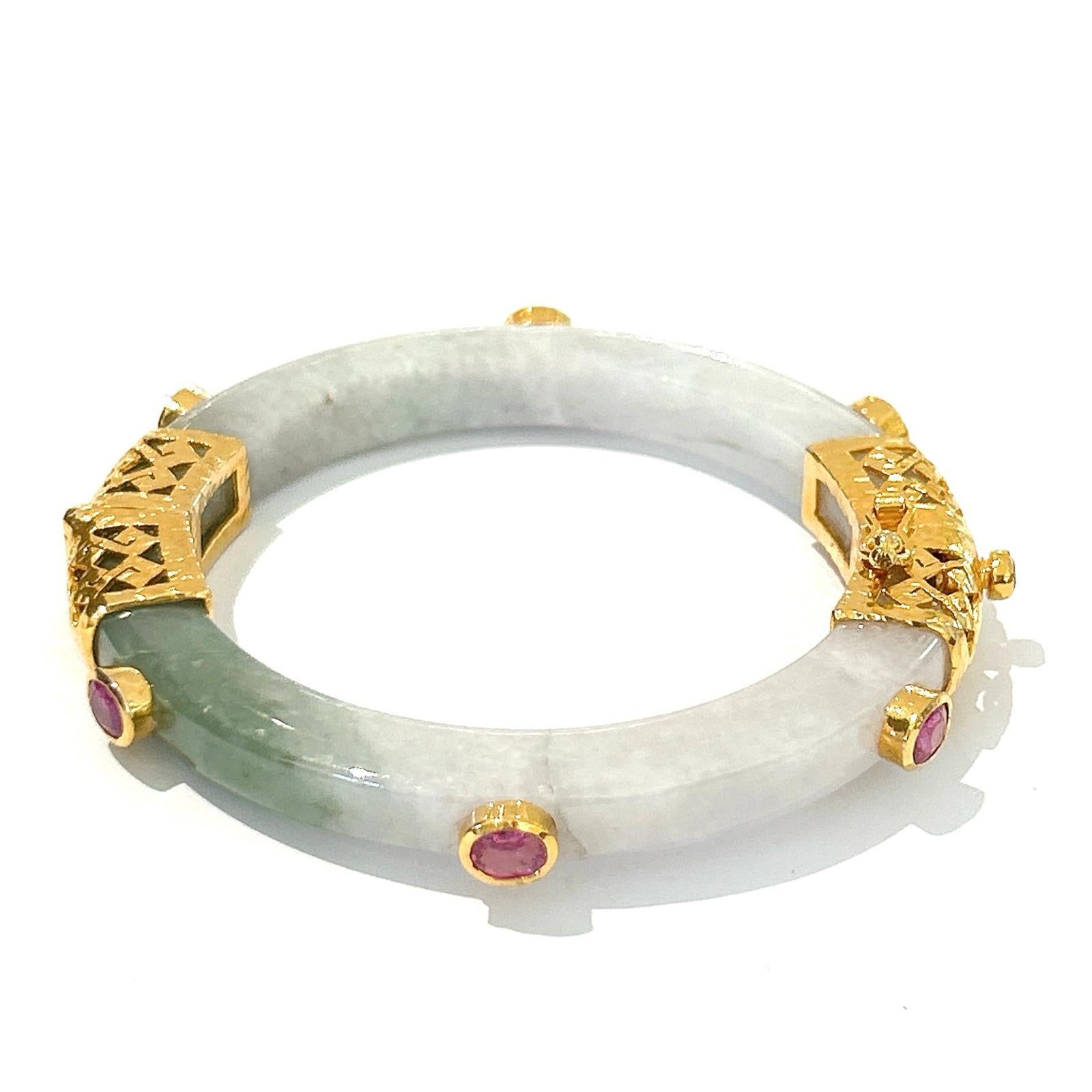 Bochic “Orient” Retro Ruby & Vintage Jade Bangle Set In 18K Gold & Silver In New Condition In New York, NY