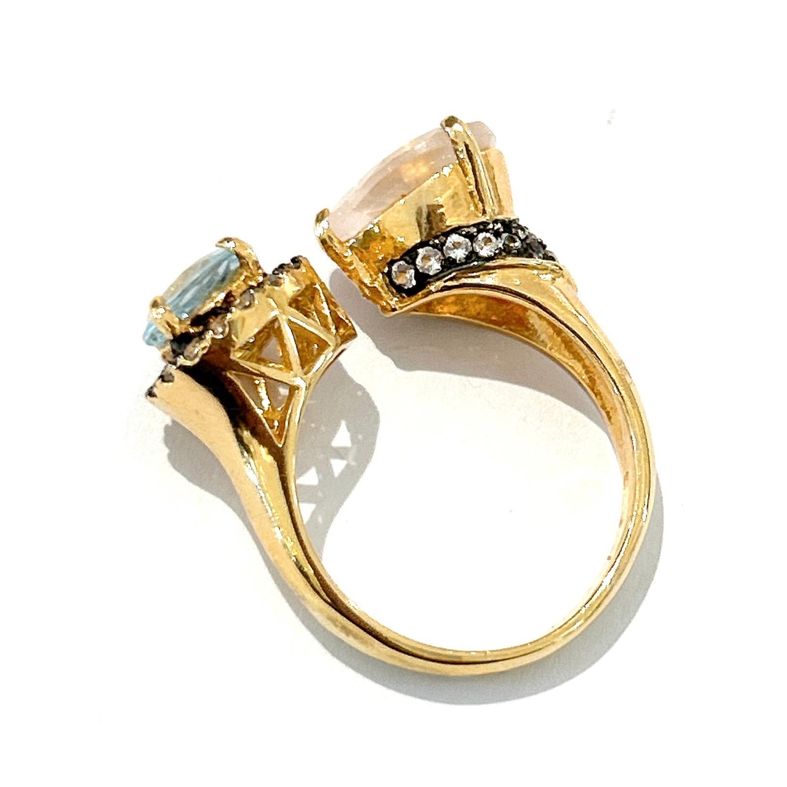 Bochic “Orient” Rose Quartz & Blue Topaz  Ring Set In 18K Gold & Silver In New Condition For Sale In New York, NY