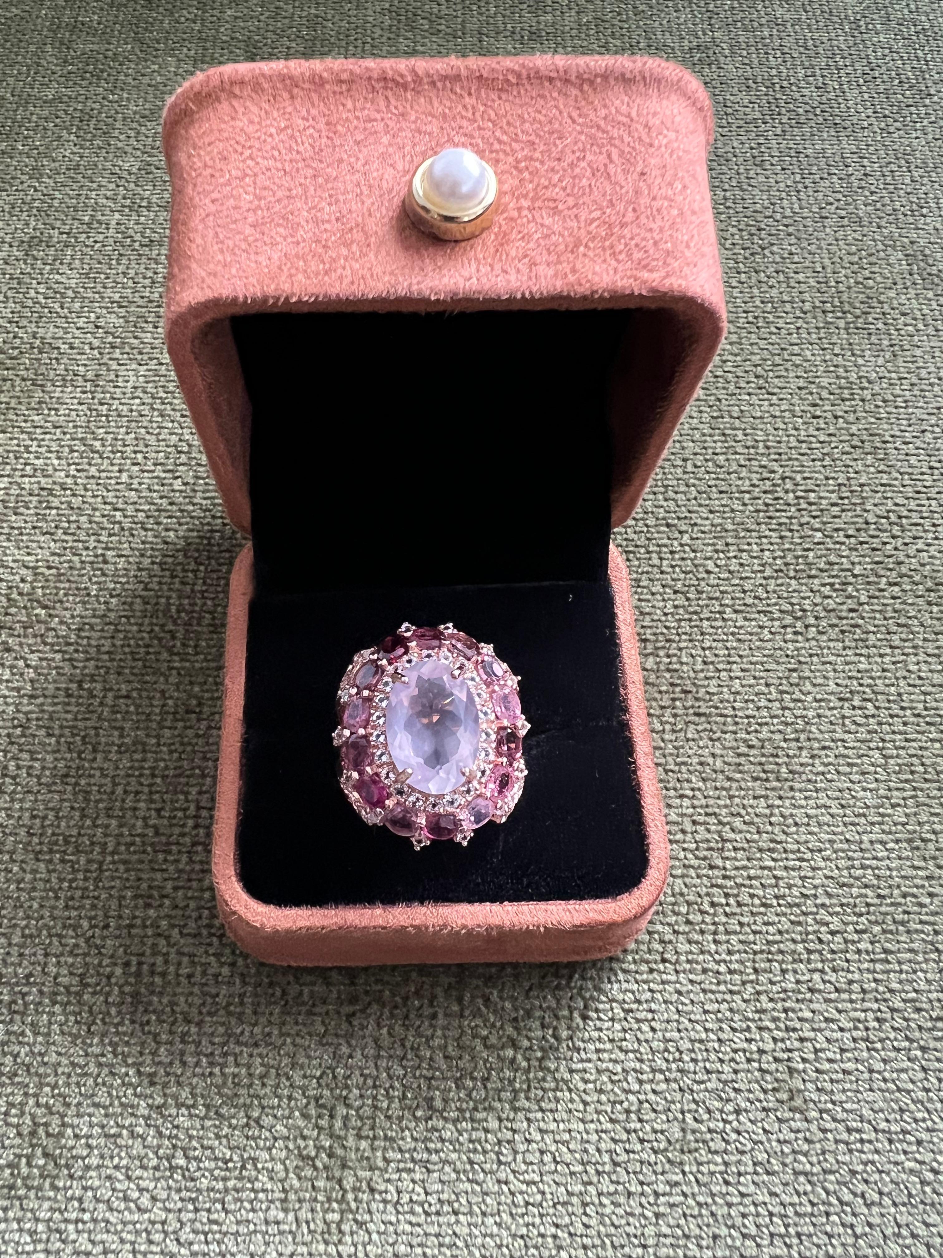 Bochic “Orient” Rose Rhodolite & Pink Quartz Ring Set In 18K Gold & Silver In New Condition For Sale In New York, NY