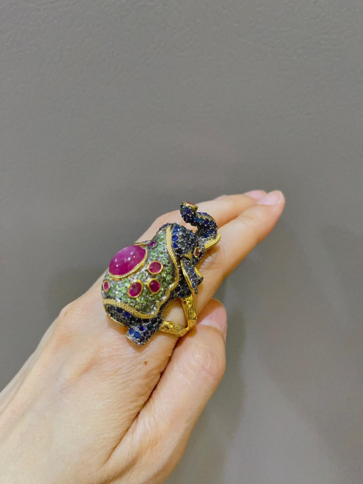 Bochic “Orient” Ruby, Emerald & Sapphire Elephant Rings Set in 22k Gold & Silver For Sale 8