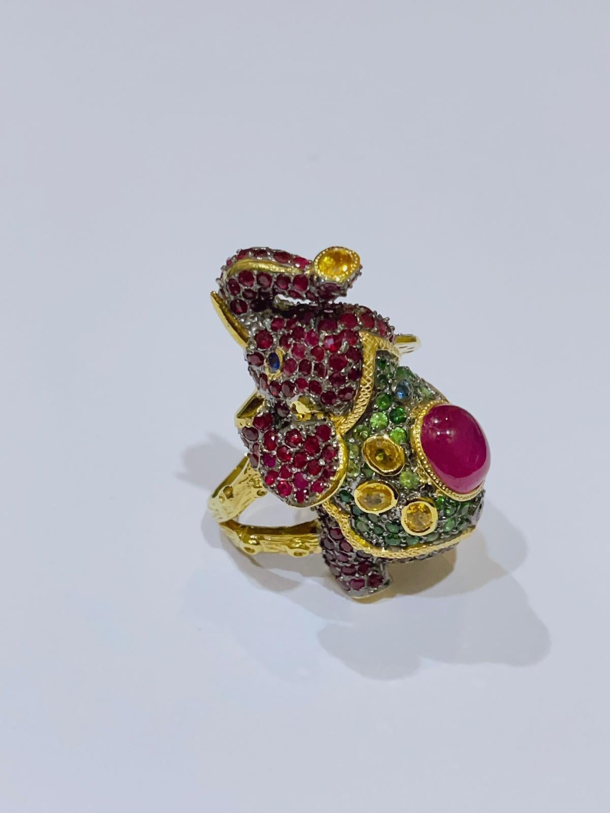 Brilliant Cut Bochic “Orient” Ruby, Emerald & Sapphire Elephant Rings Set in 22k Gold & Silver For Sale