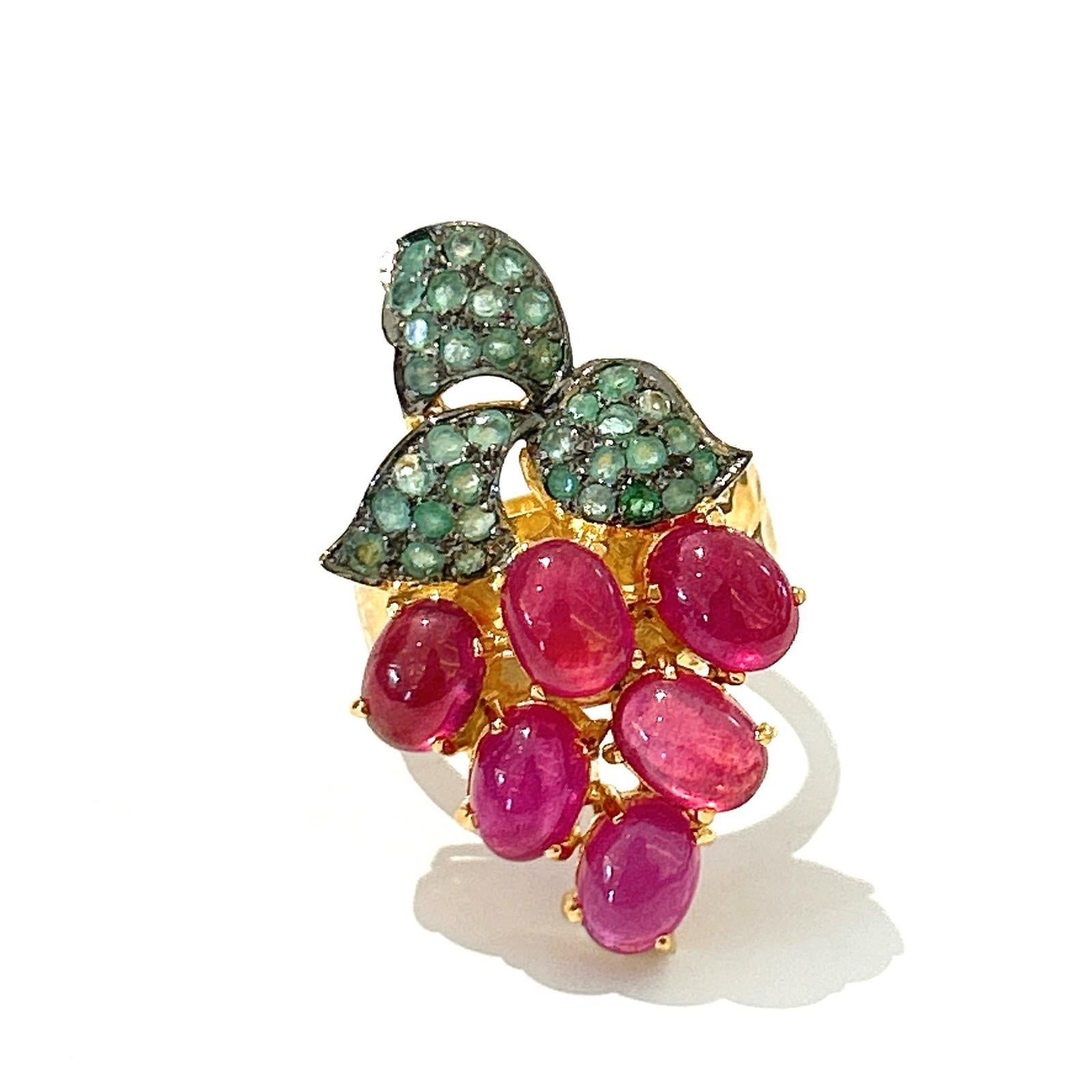 Bochic “Orient” Pearl & Multi Sapphire Vintage Cluster Ring Set 18K & Silver 

Red natural ruby, cabochon shape - 6 carats 
Yellow natural sapphire 
Orange natural sapphire 
Green natural Emerald - 1 carat 

This Ring is from the 