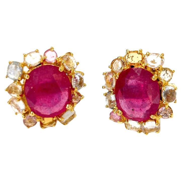 Bochic Orient Rubin & mehrfarbige Saphir-Ohrringe aus 18 Karat Gold und Silber  im Angebot