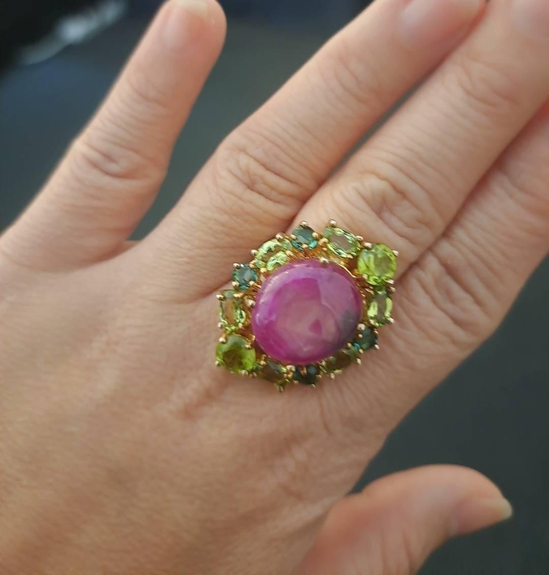 Women's Bochic “Orient” Ruby, Orange Sapphire, Perridot Cocktail Ring 18K Gold & Silver For Sale