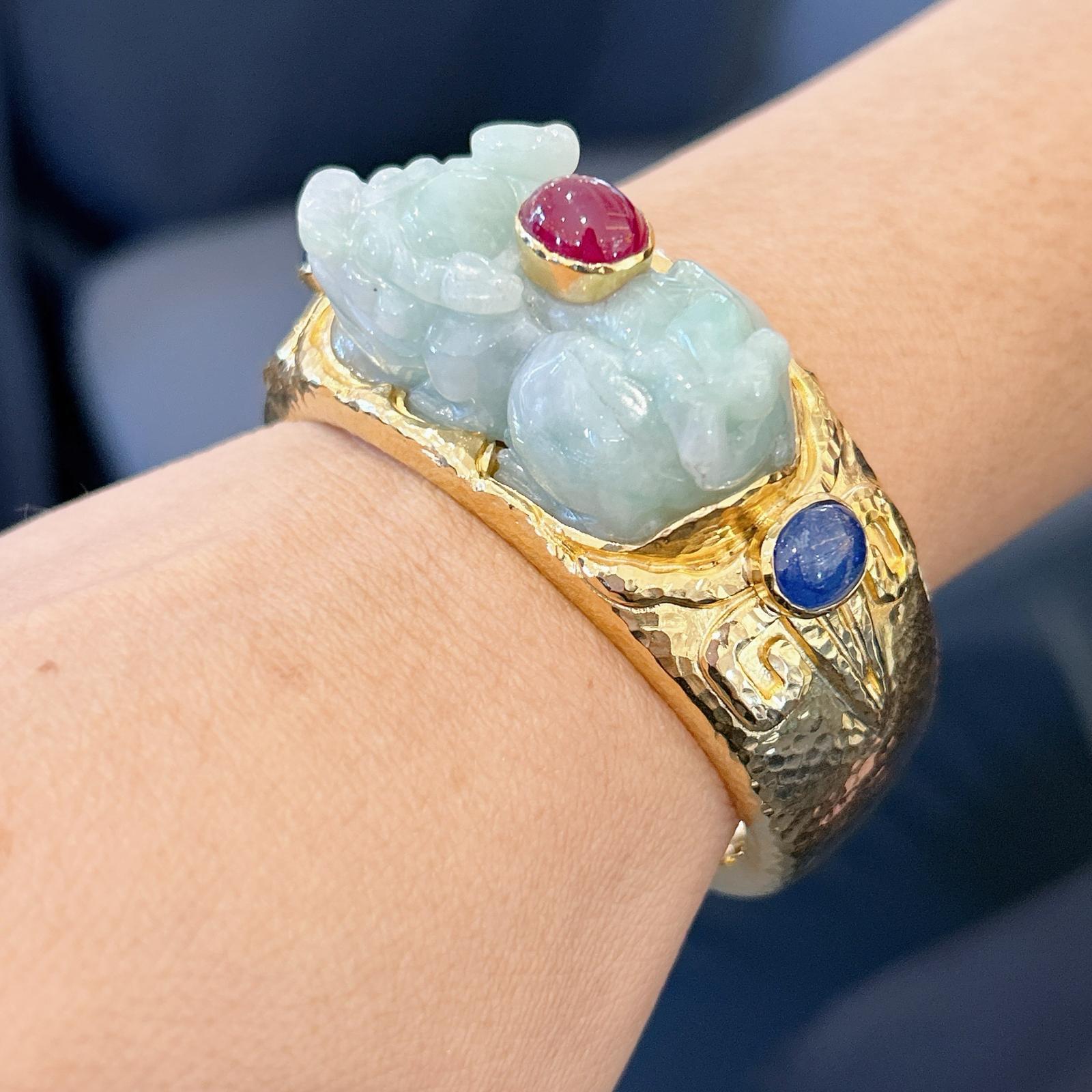 Bochic “Orient” Ruby, Sapphires & Vintage Jade Cuff Set In 18 K Gold & Silver  For Sale 10