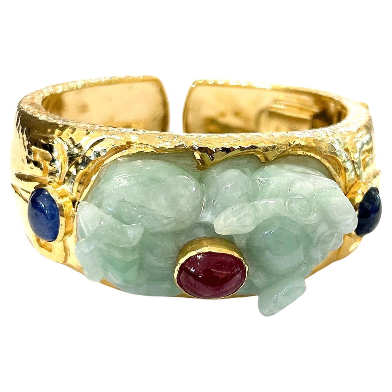 Manchette Bochic Orient en or et argent 18 carats, saphirs et jade vintage 