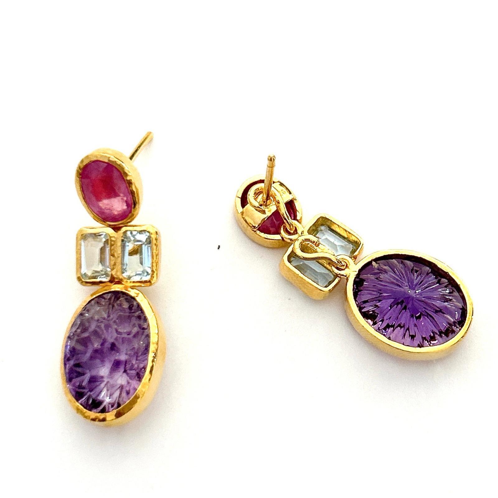 Bochic “Orient” Ruby & Topaz & Carved Amethyst Earrings Set In 18K & Silver  In New Condition For Sale In New York, NY