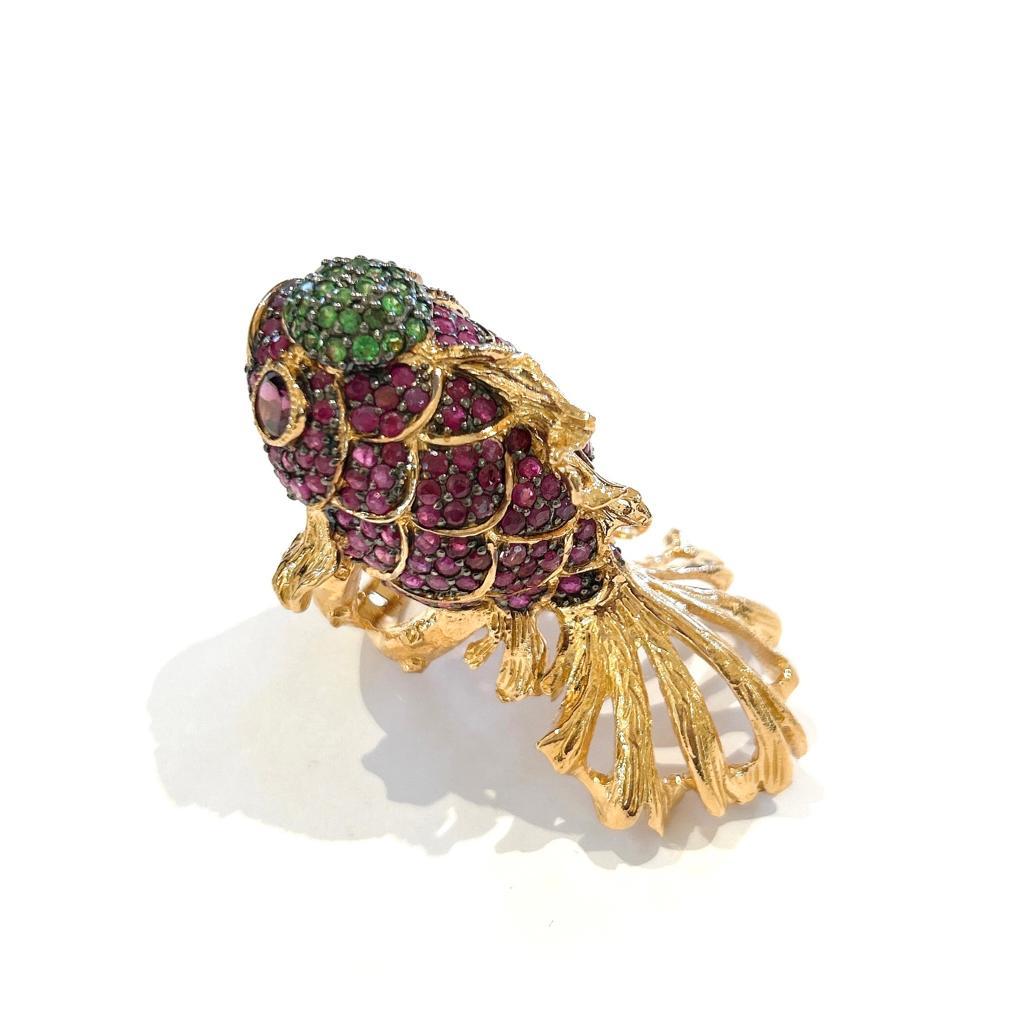 Brilliant Cut Bochic “Orient” Ruby & Tsavorite Fish Ring Set In 18 K Gold & Silver  For Sale